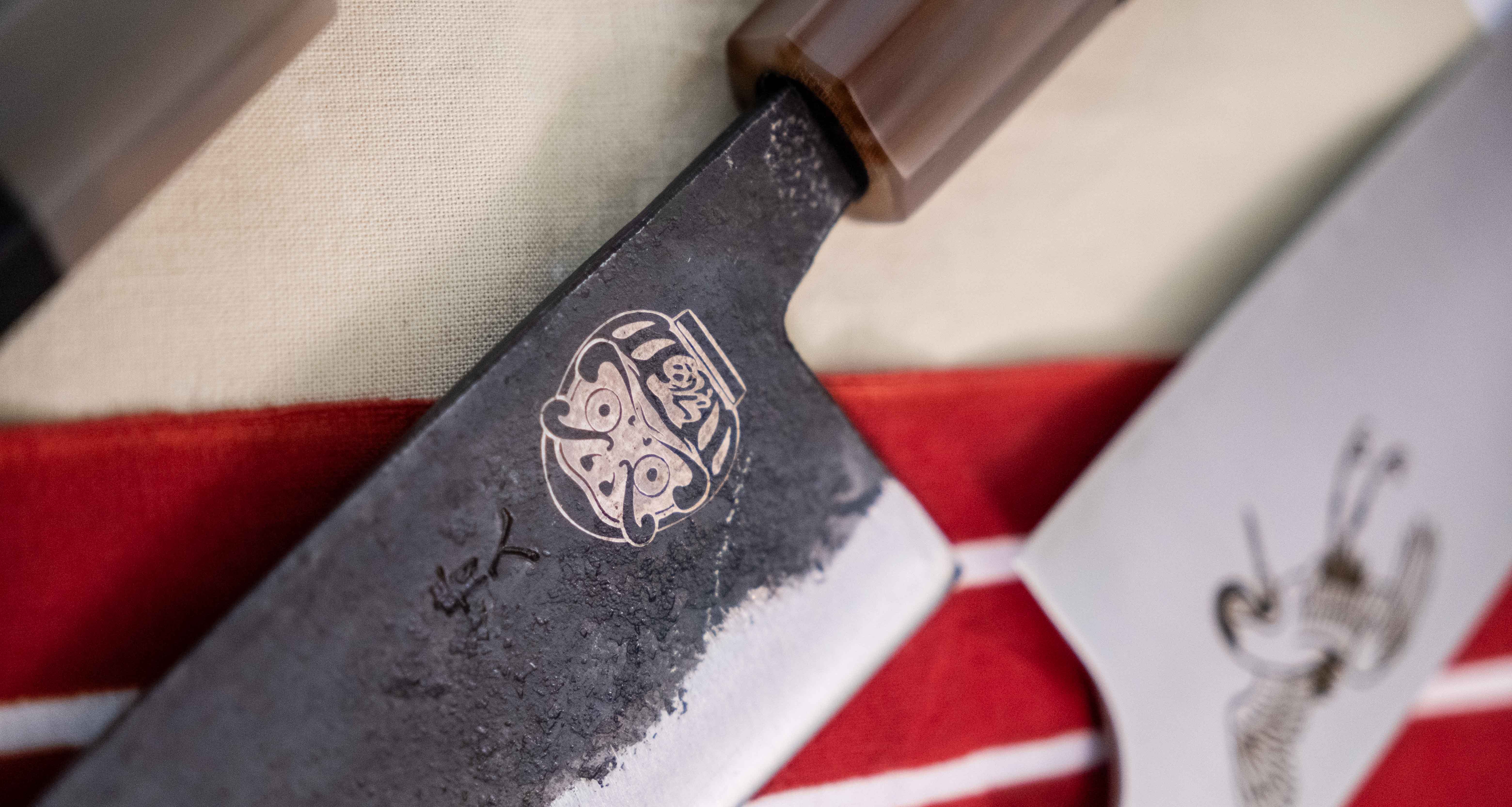 Daruma Doll Engraving on the Blade [service] - Image 3