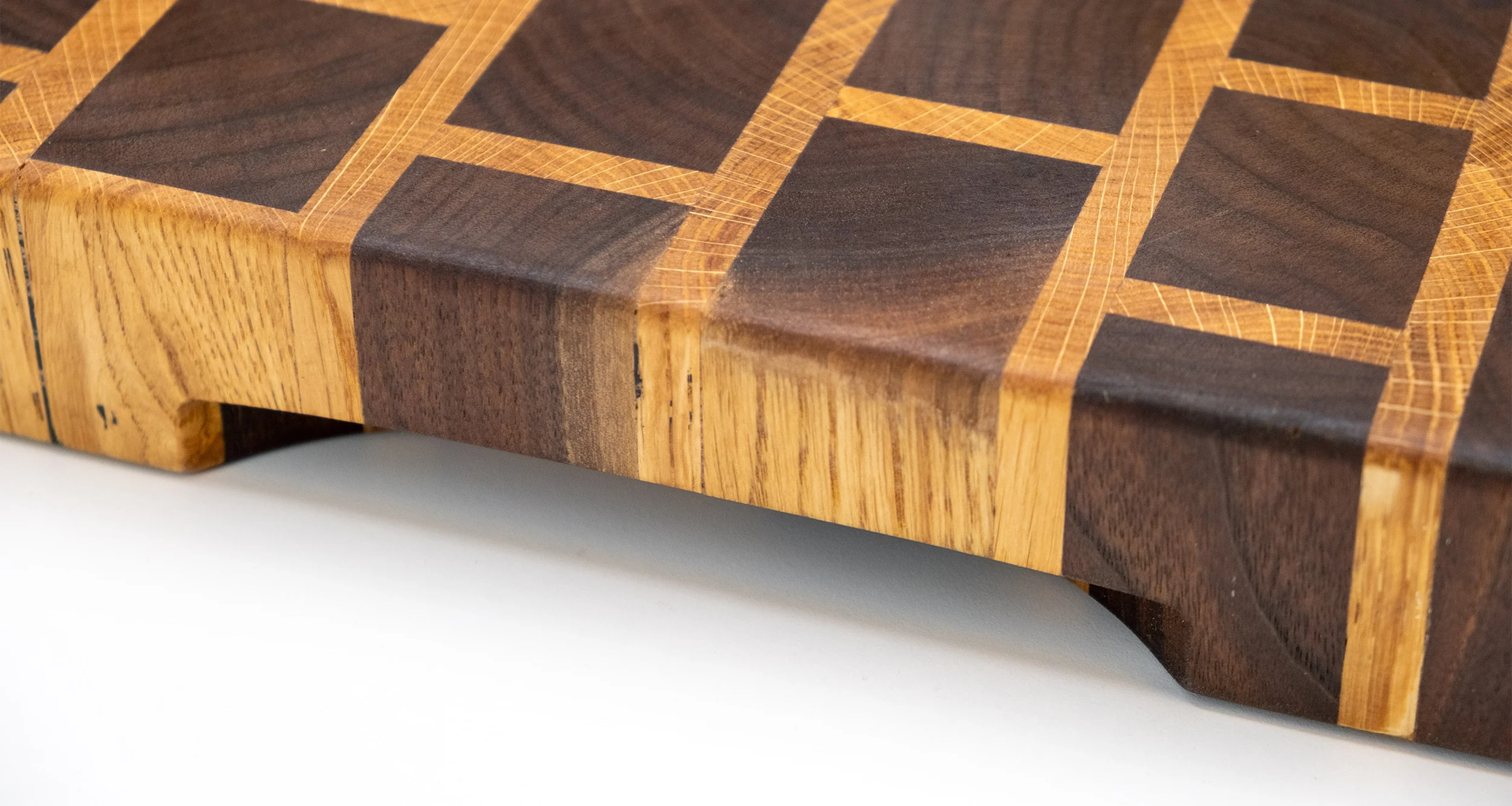 End Grain Cutting Board [American Walnut / Oak] - Image 3