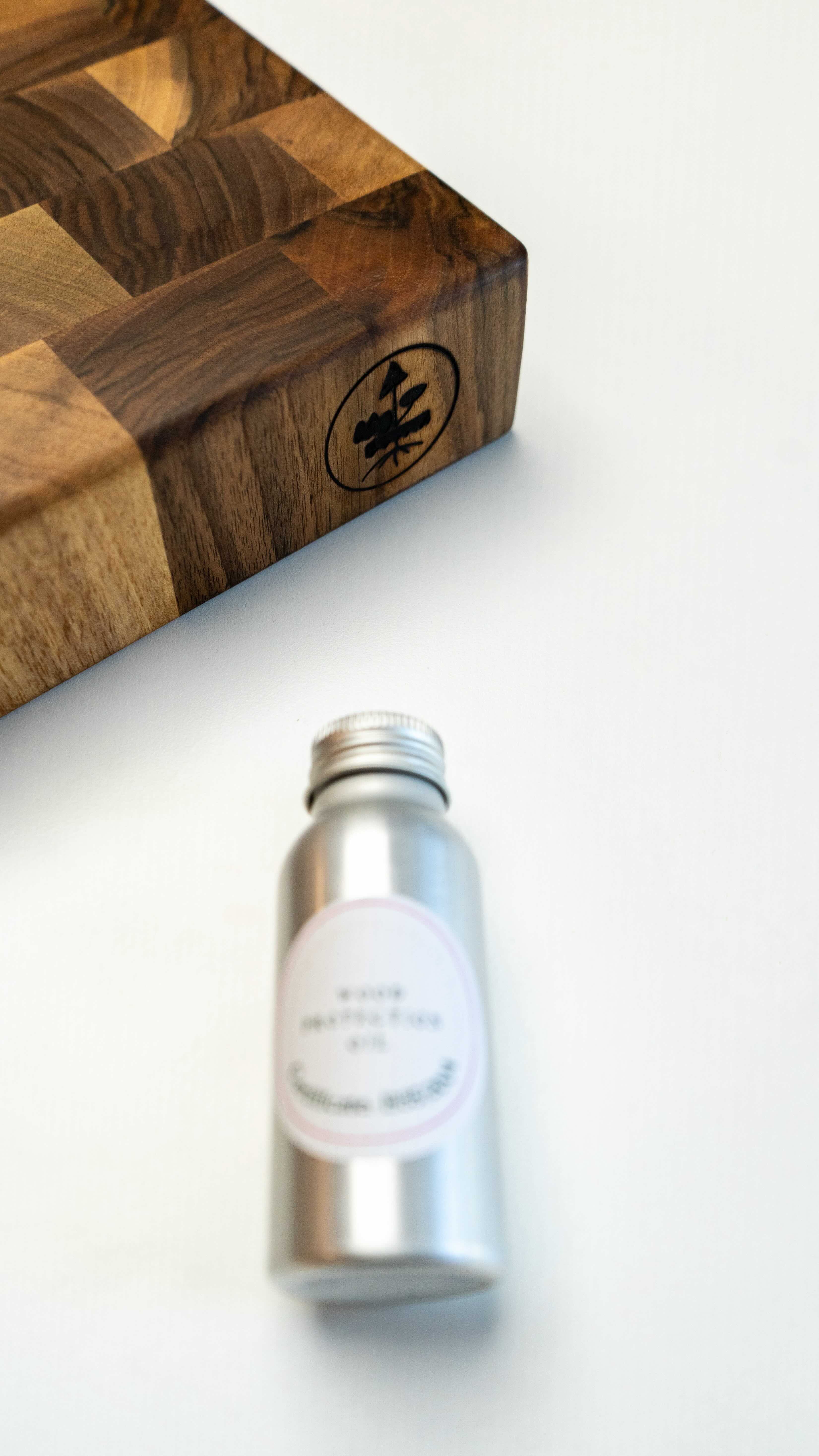 End Grain Cutting Board [Walnut Wood] - Image 8