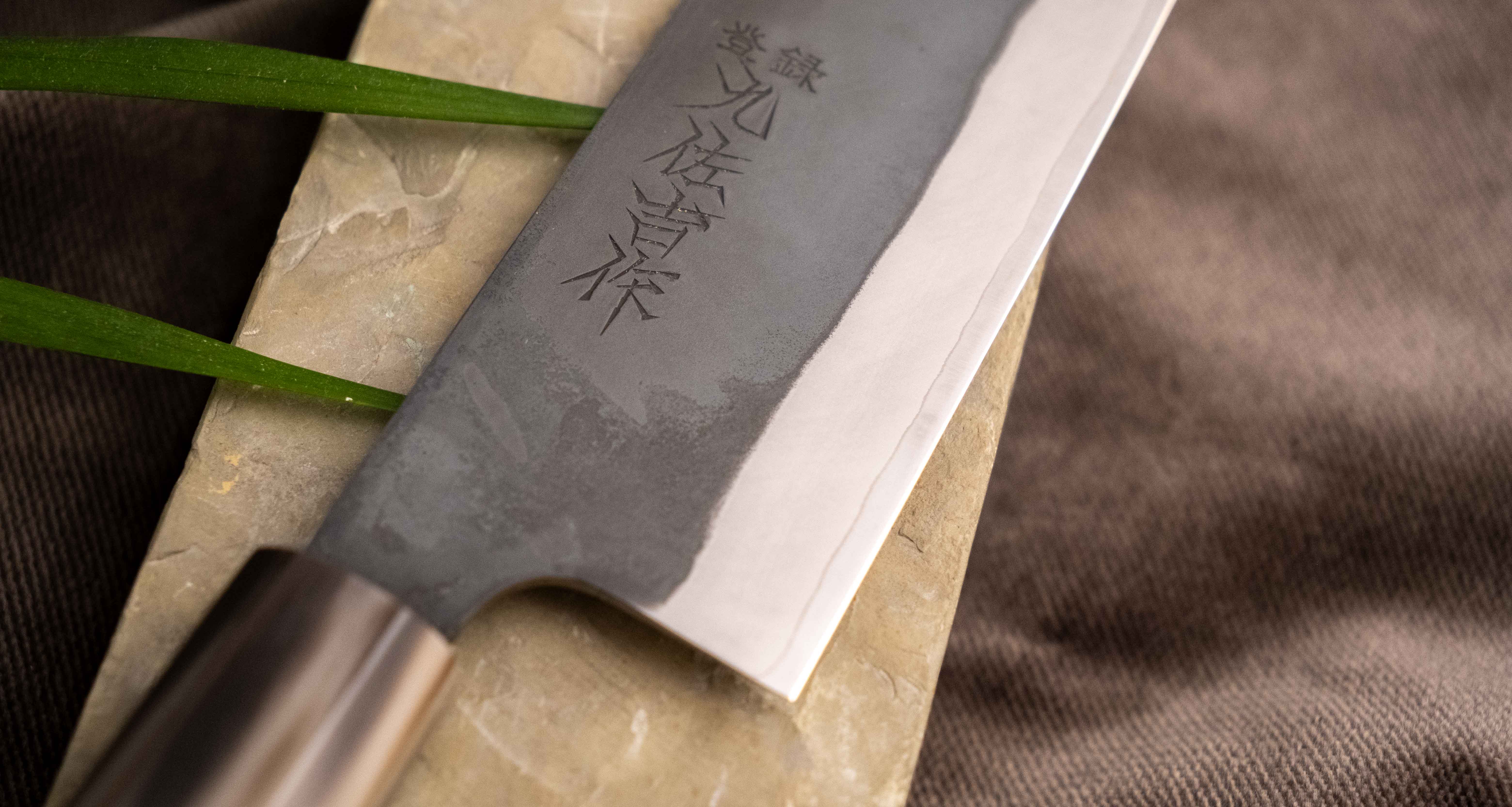 HAP-40 Santoku Black Ebony Blond Buffalo 180mm (7.1") - Image 6