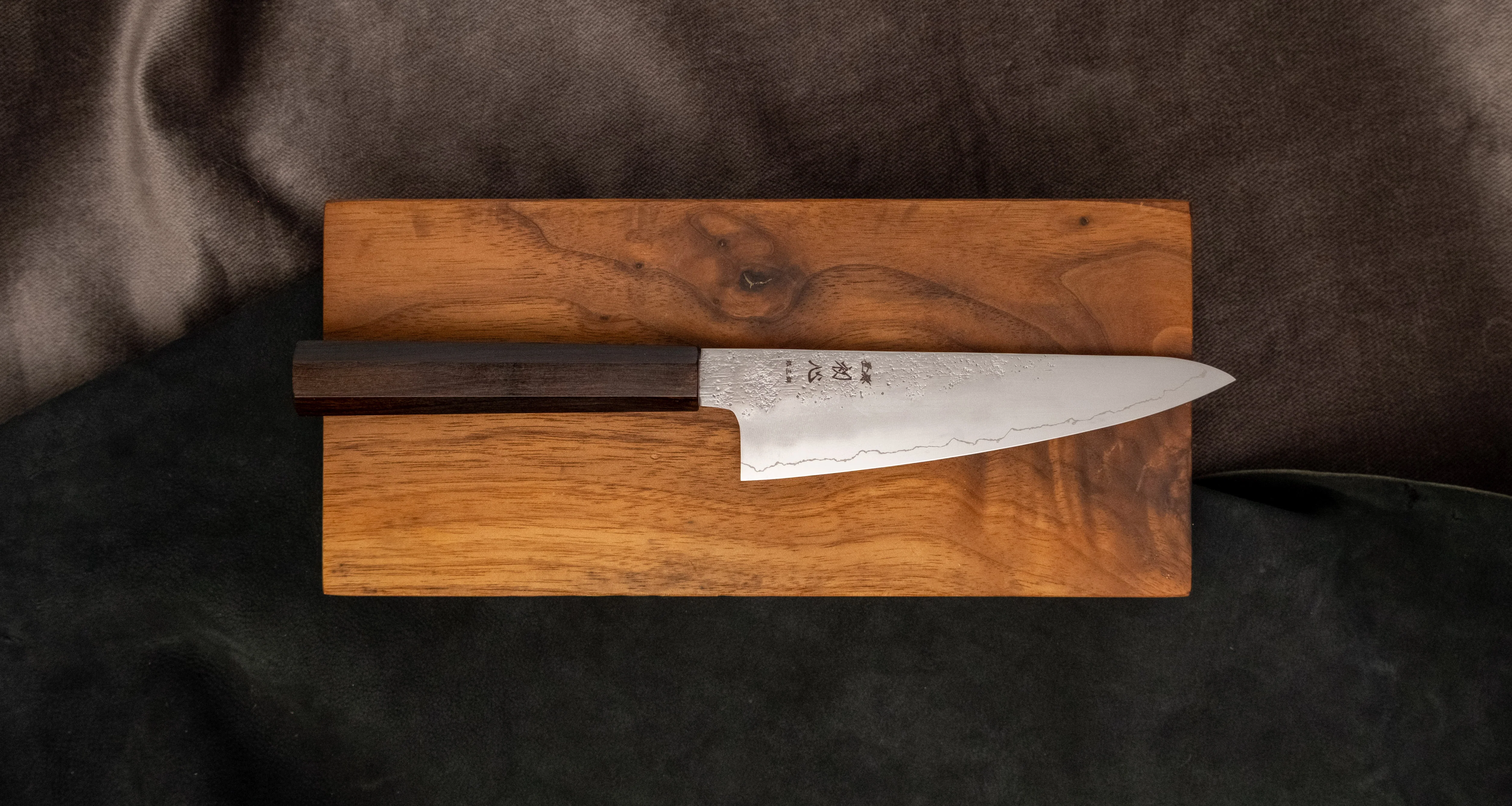 Hatsukokoro Ginrei Ko-Santoku Ginsanko Nashiji Ebony 150mm (5.9") - Image 4