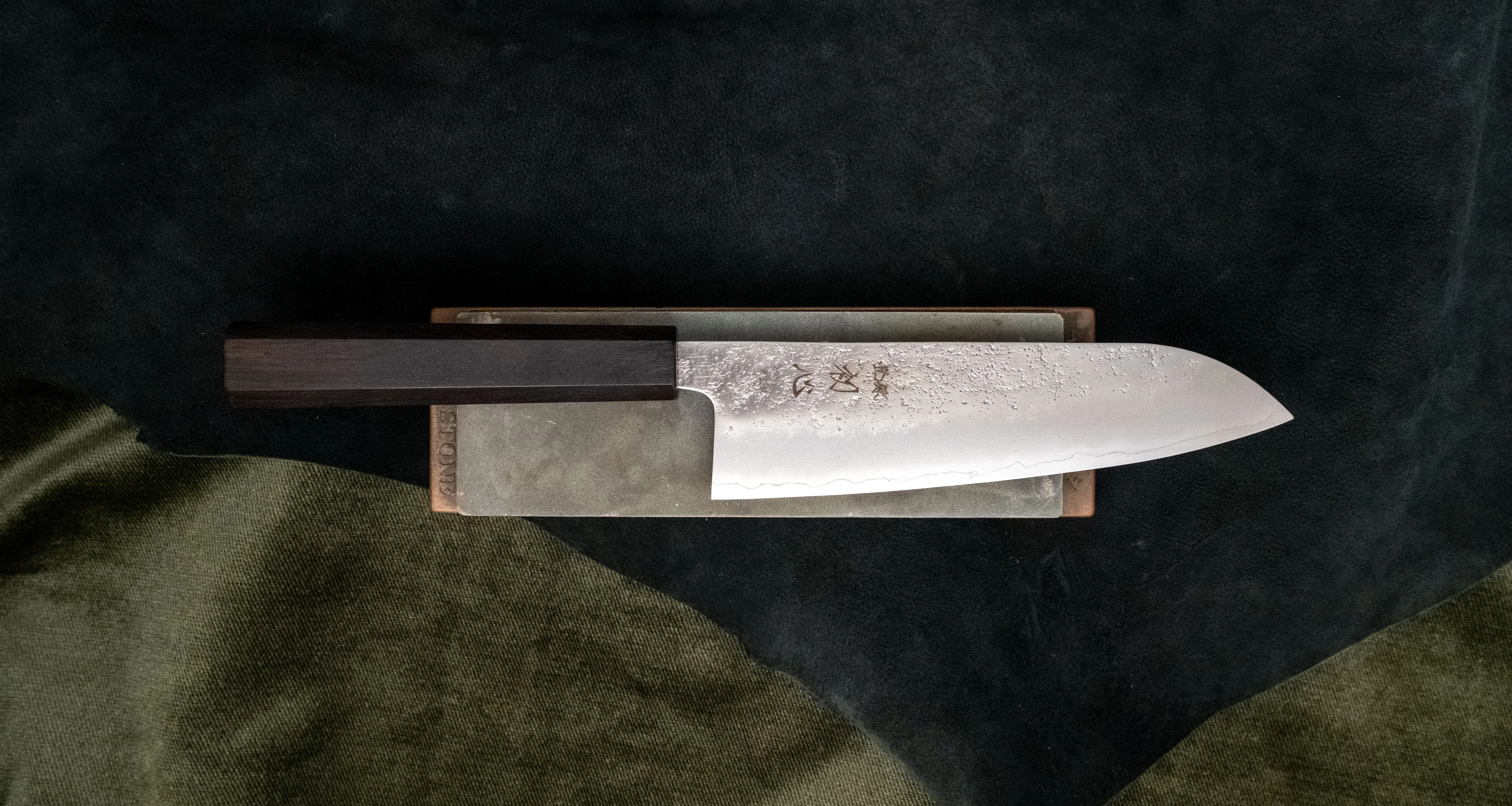 Hatsukokoro Ginrei Santoku Ginsanko Nashiji Ebony 170mm (6.7") - Image 4