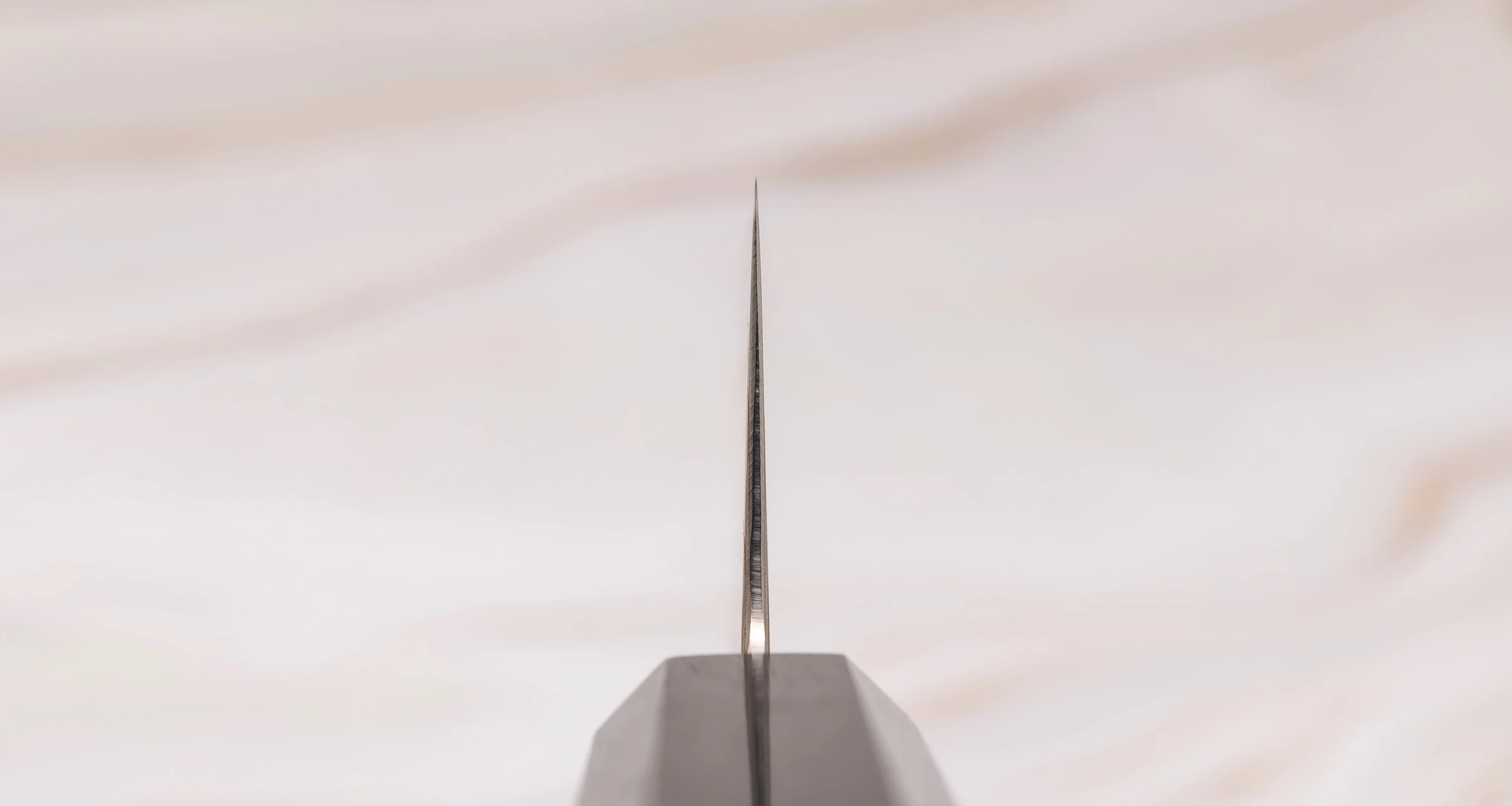Hayabusa Gyuto Aogami #2 Rainbow Damascus 210mm (8.3") - Image 3