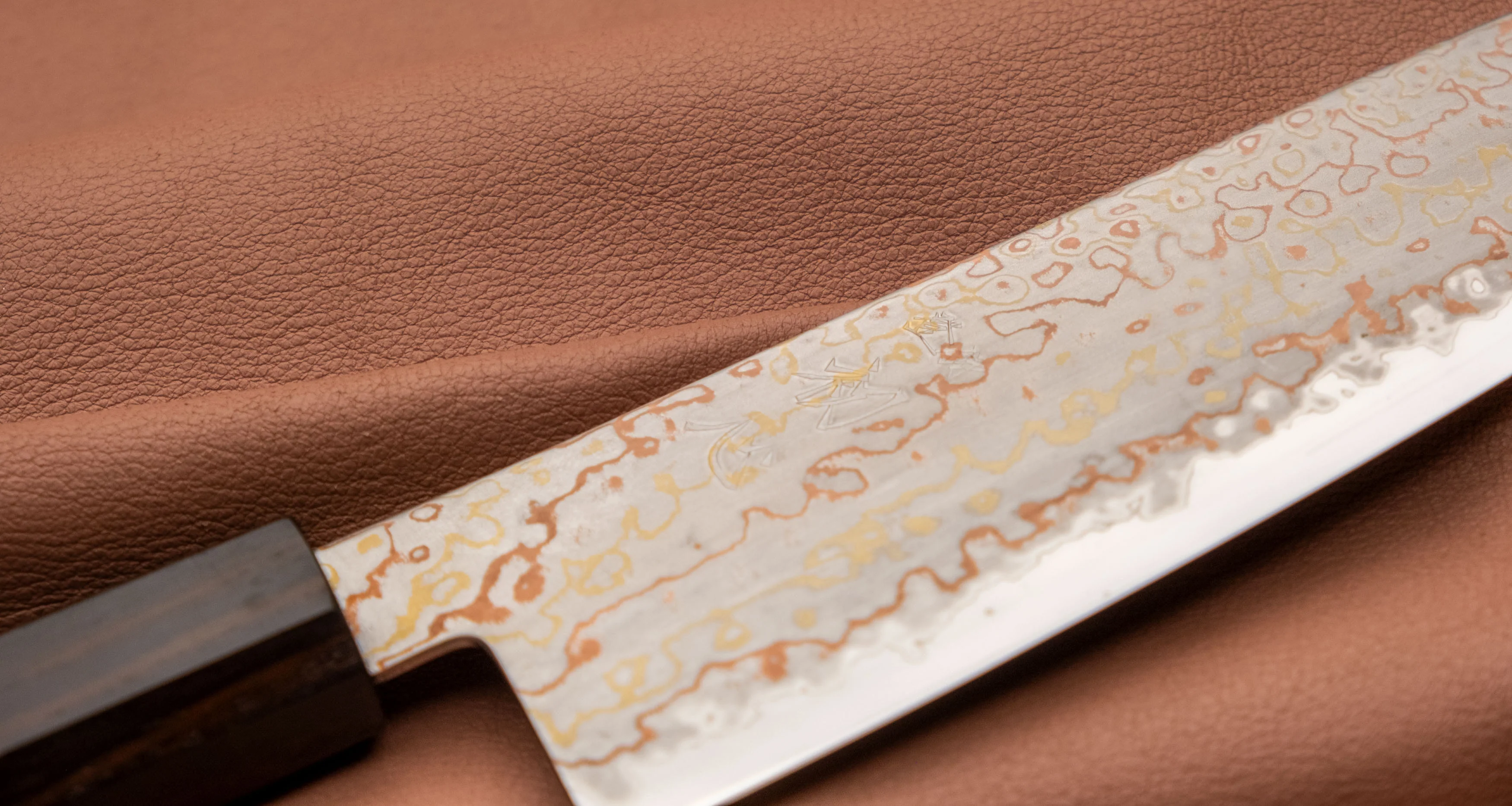 Hayabusa Gyuto Aogami #2 Rainbow Damascus 210mm (8.3") - Image 6