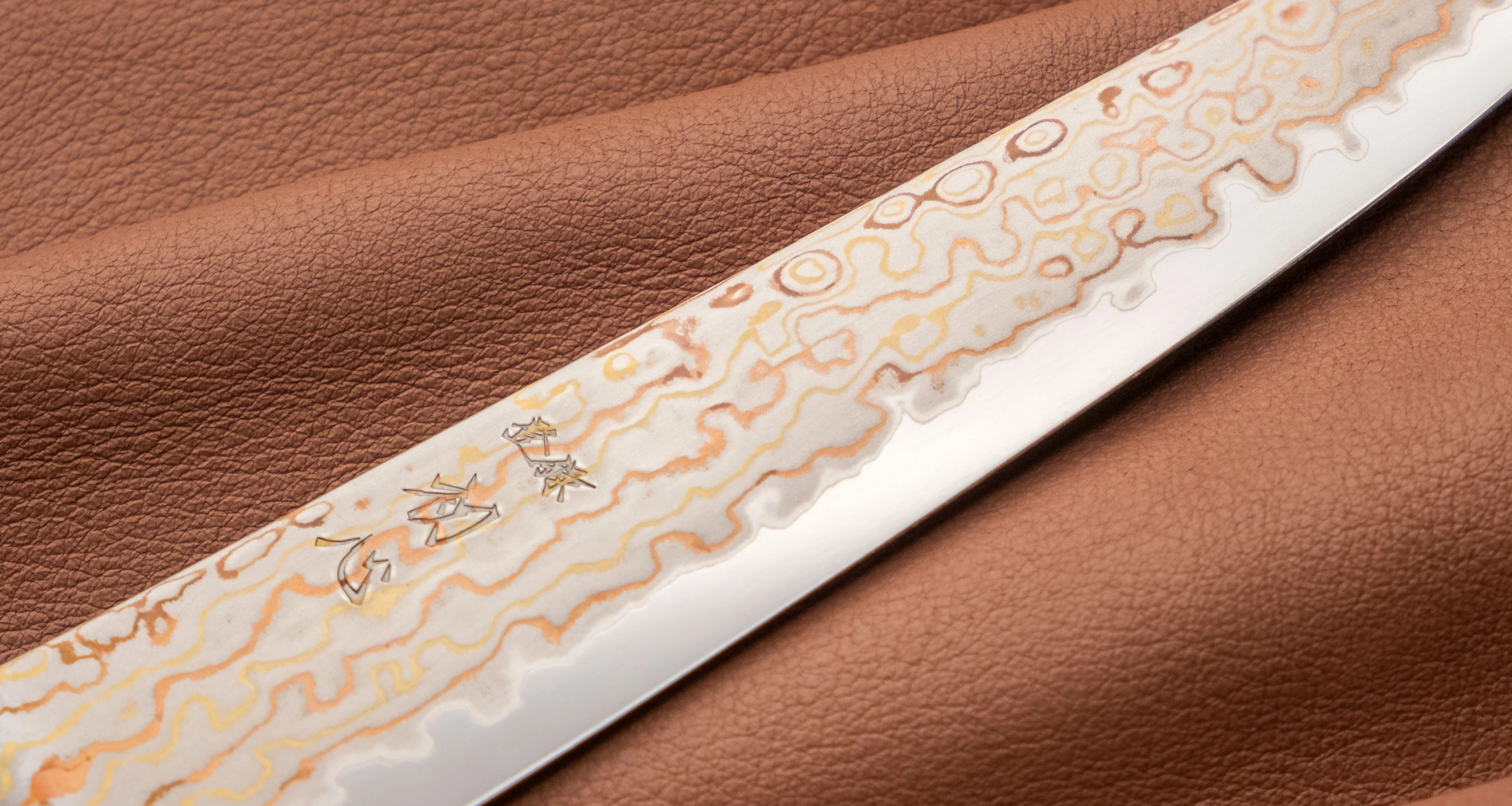 Hayabusa Petty Aogami #2 Rainbow Damascus 150mm (5.9") - Image 5