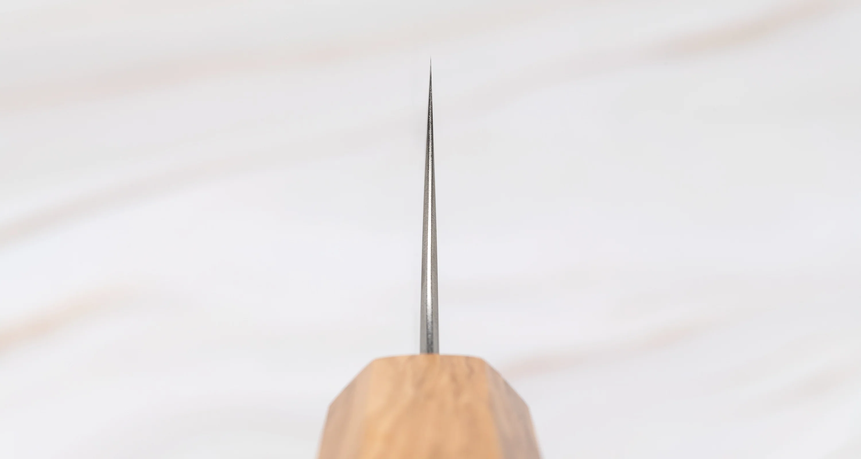 Hayabusa Santoku Aogami Super Olive Wood 180mm (7.1") - Image 3