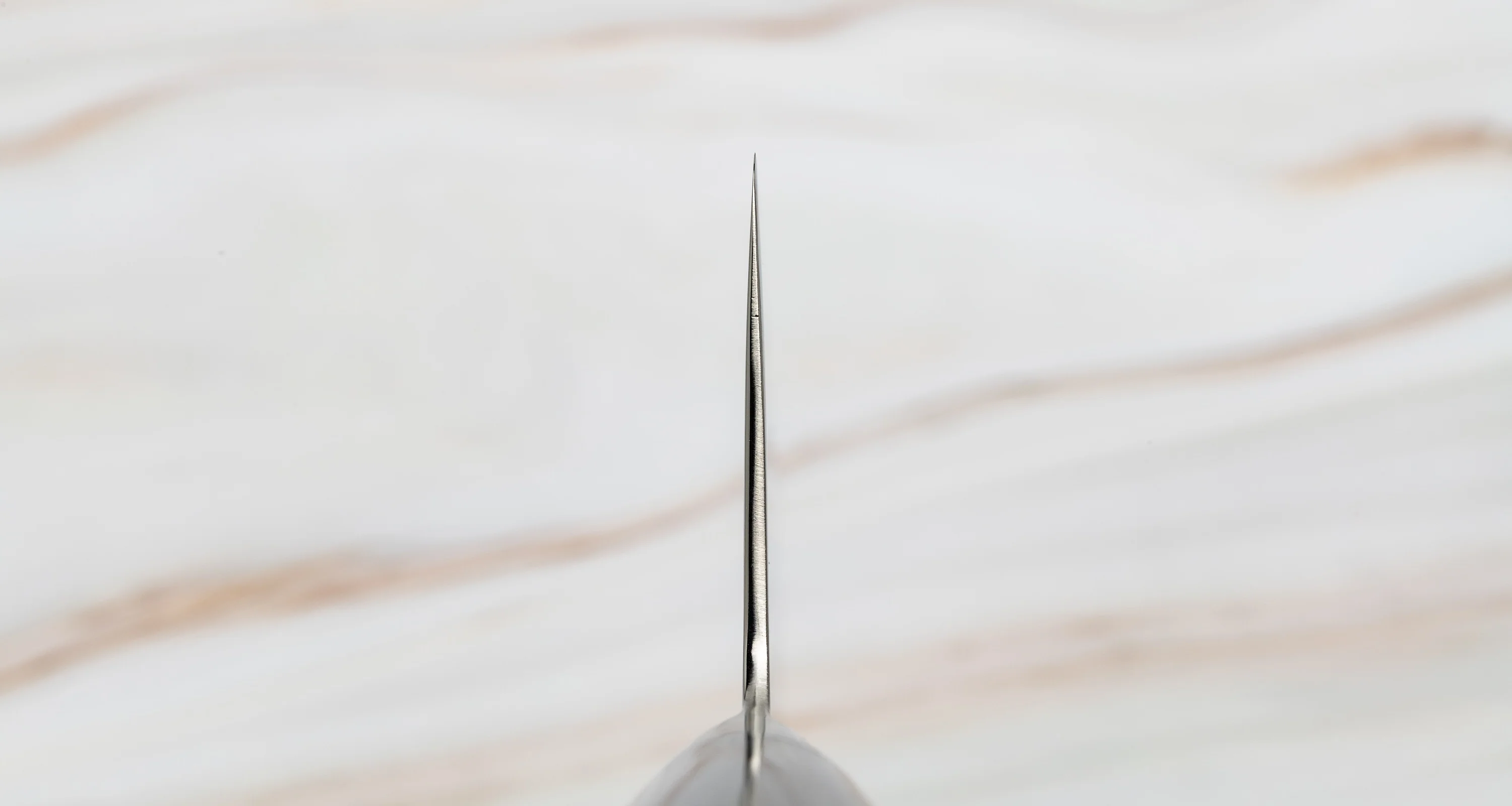 Kai Shun Classic Santoku 180mm (7.1") - Image 3