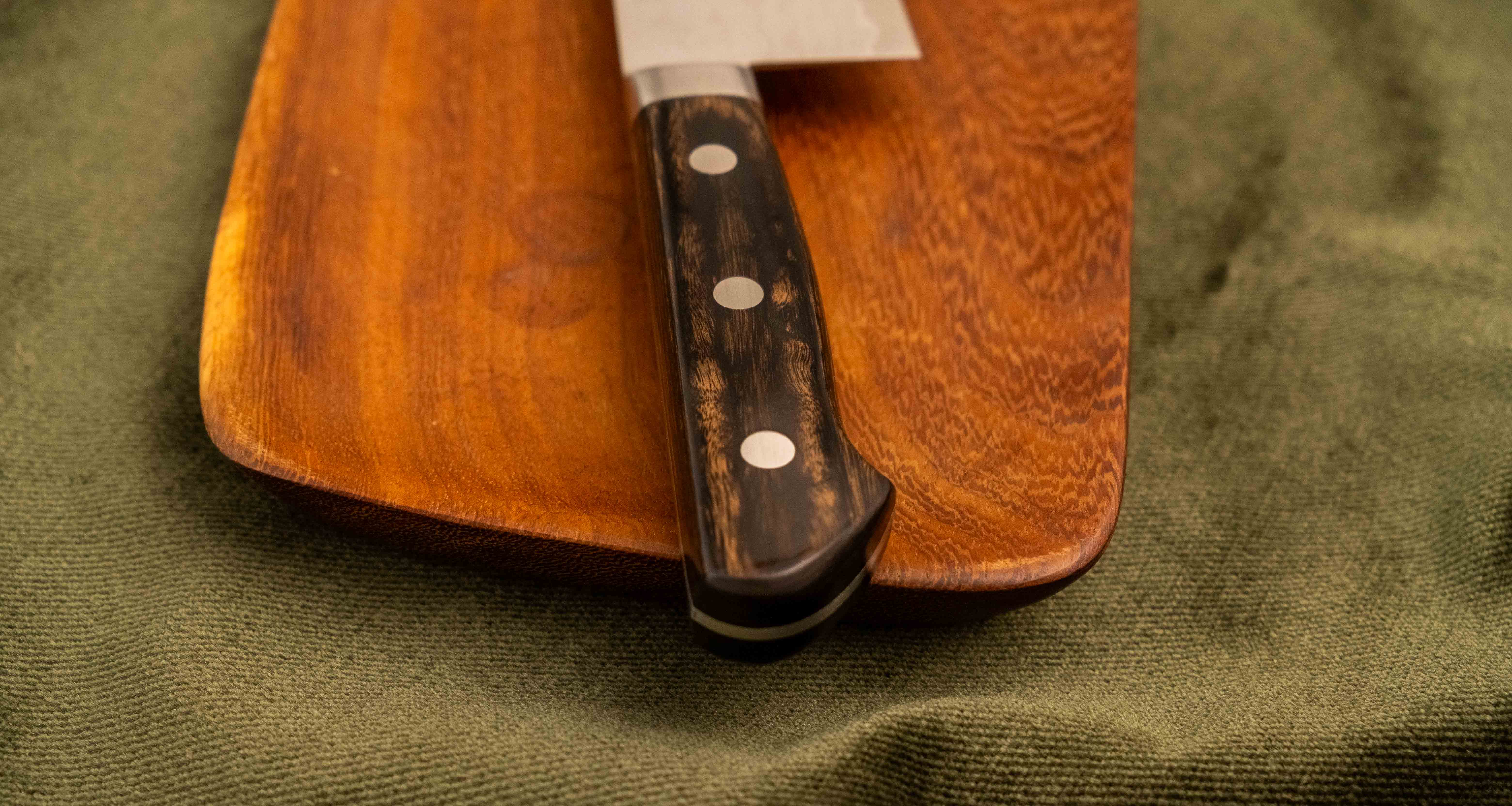 Kajiyamura Hakuun Santoku VG-10 Damascus 165mm (6.5") - Image 5