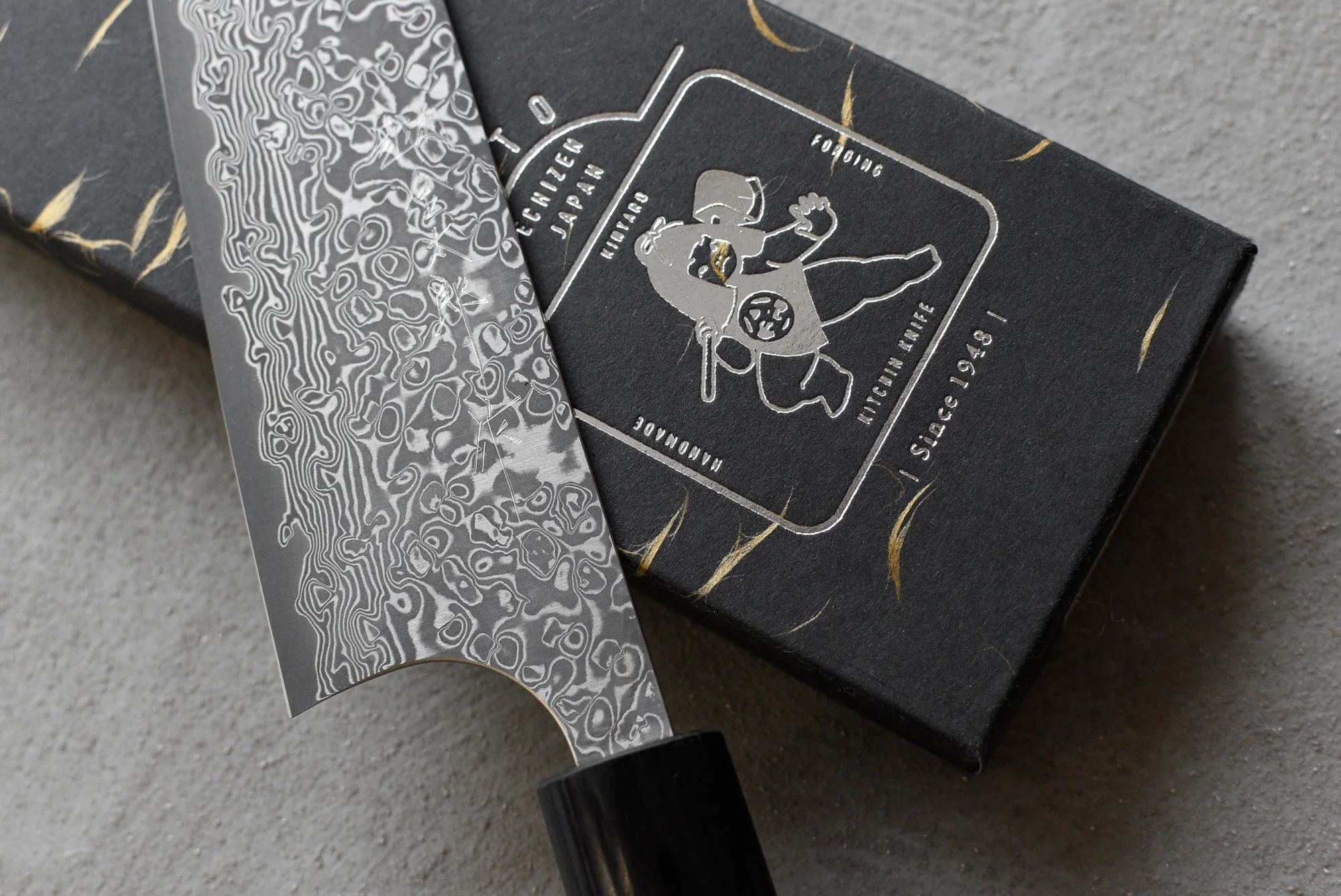 Kato Gyuto VG-10 Nickel Damascus 210mm [Rosewood] (8.3") - Image 9