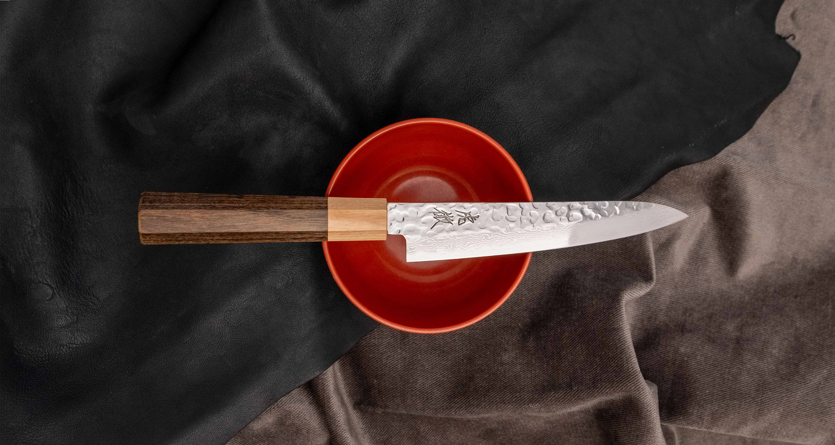 Kotetsu Petty VG-10 Damascus 150mm (5.9") [pakka wood] - Image 4