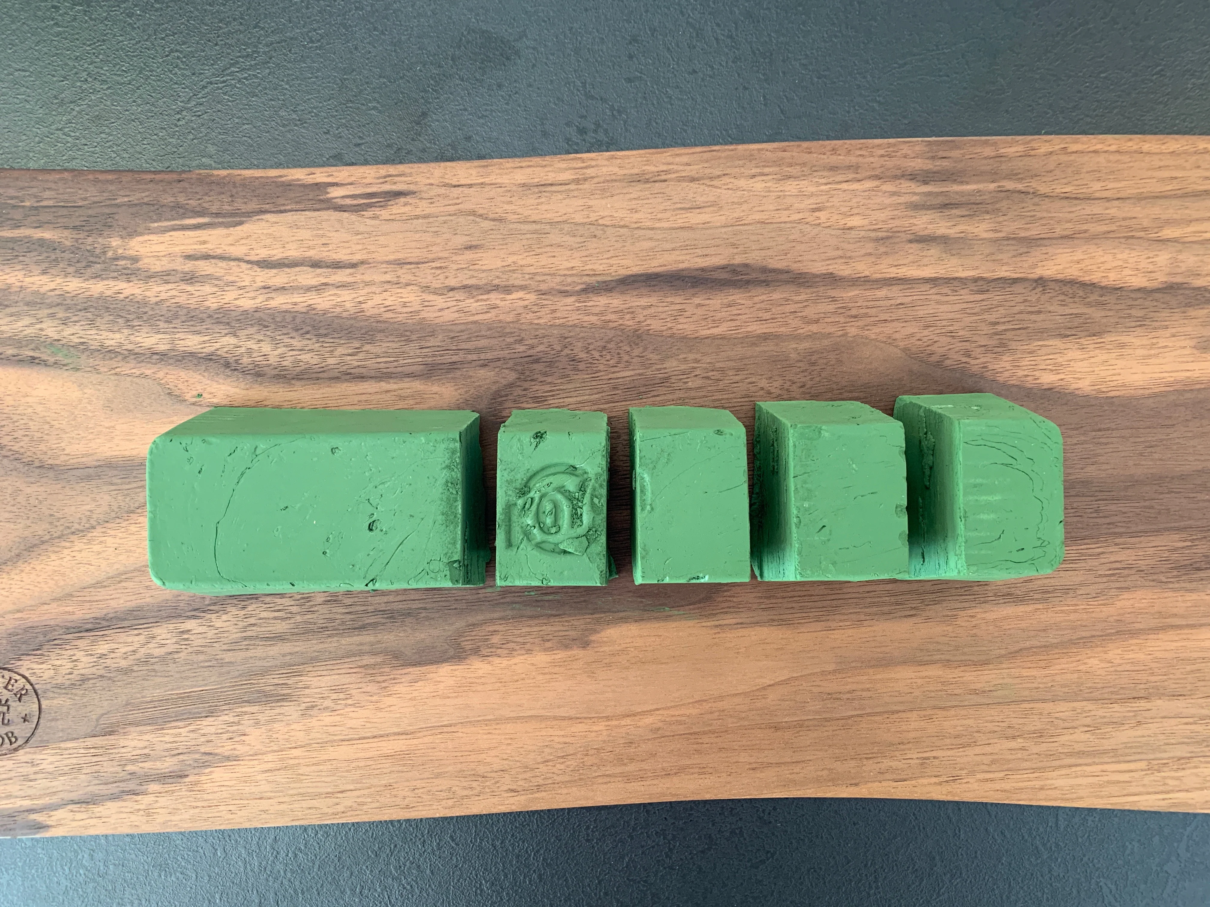 Koyo "Green Rouge" Polishing Compound [smaller chunk] - Image 6