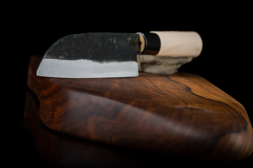 Kuro-uchi Santoku 170mm (6.7") - Image 4