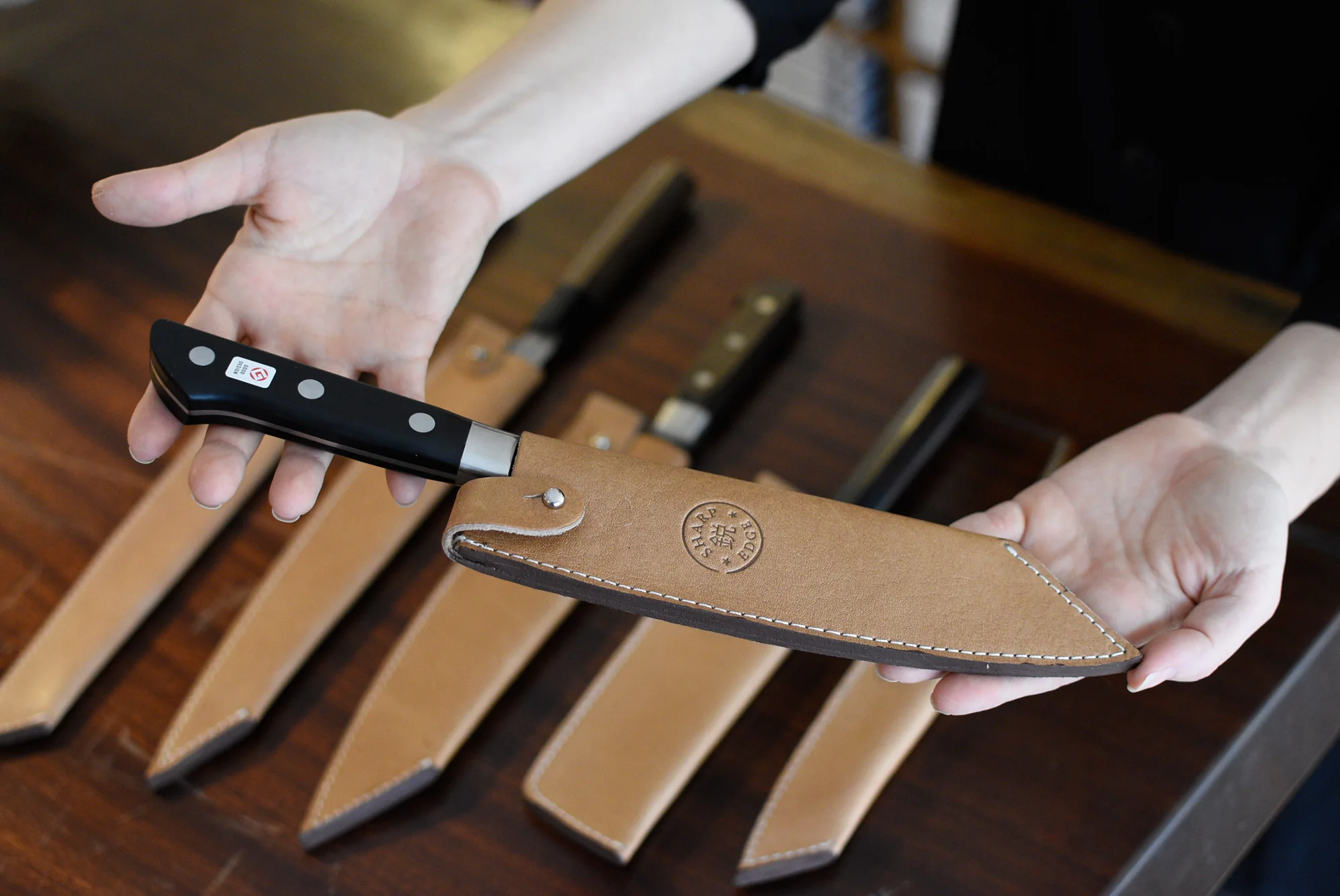 Leather Saya Bunka/Santoku/Gyuto [knife sheath] - 195mm (7.7") - Image 3