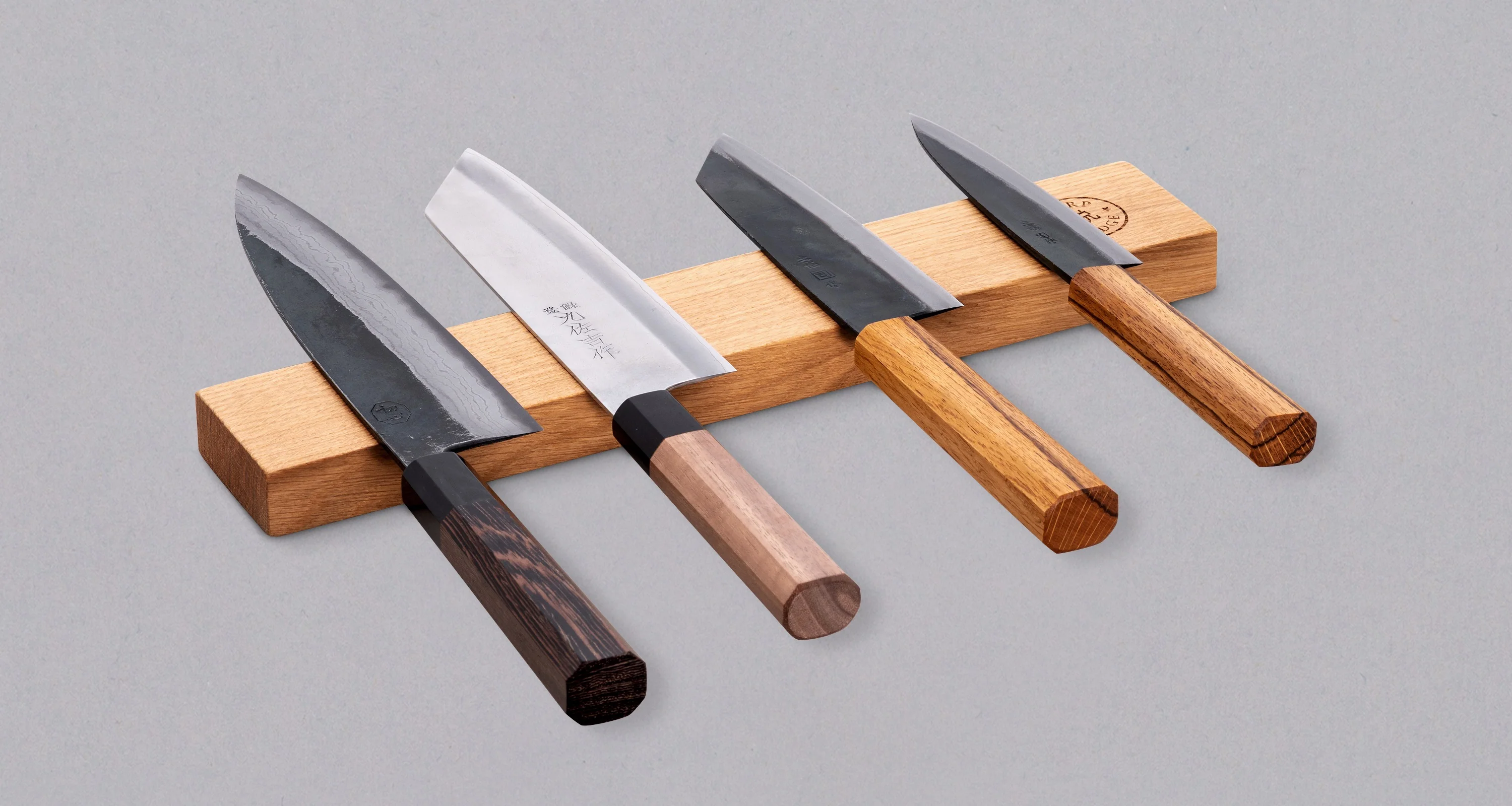 Magnetic Knife Holder Oak [4 knives] - Image 3