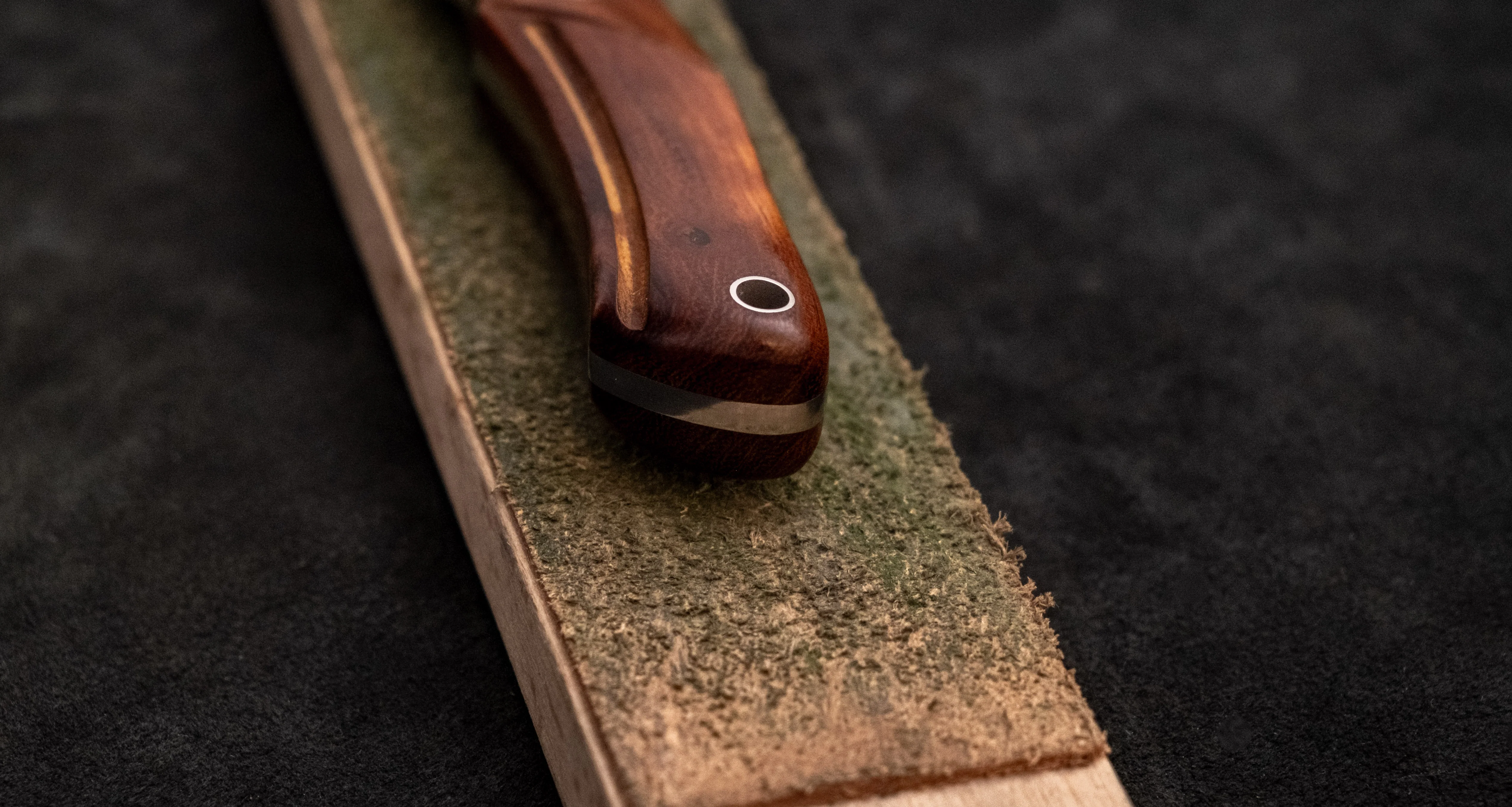Mcusta Mike Irie Sport 200 Damascus VG-10 Core Ironwood Fixed Blade [MC-0232DI] - Image 4