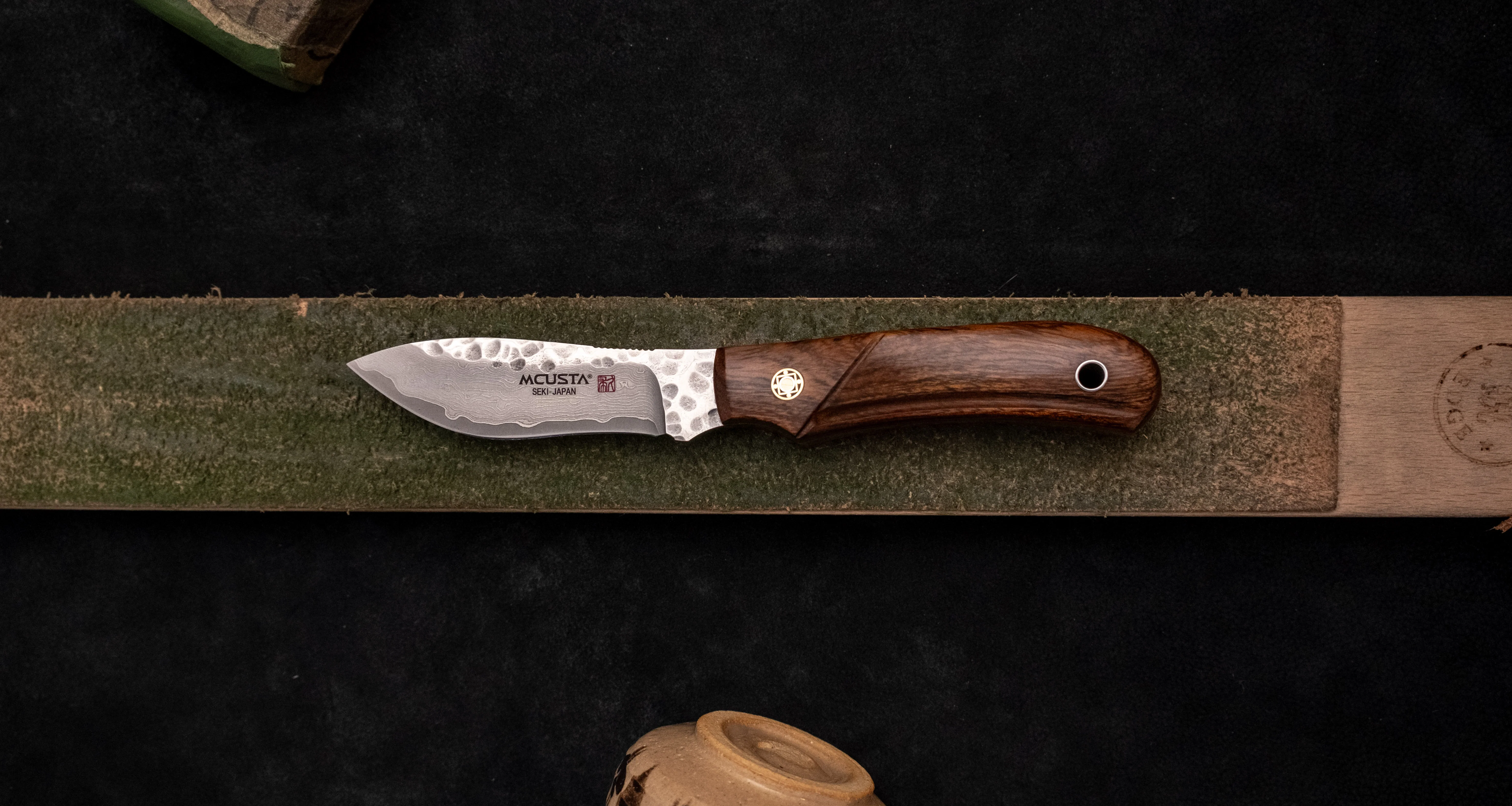 Mcusta Mike Irie Sport 300 Damascus VG-10 Core Ironwood Fixed Blade [MC-233DI] - Image 4