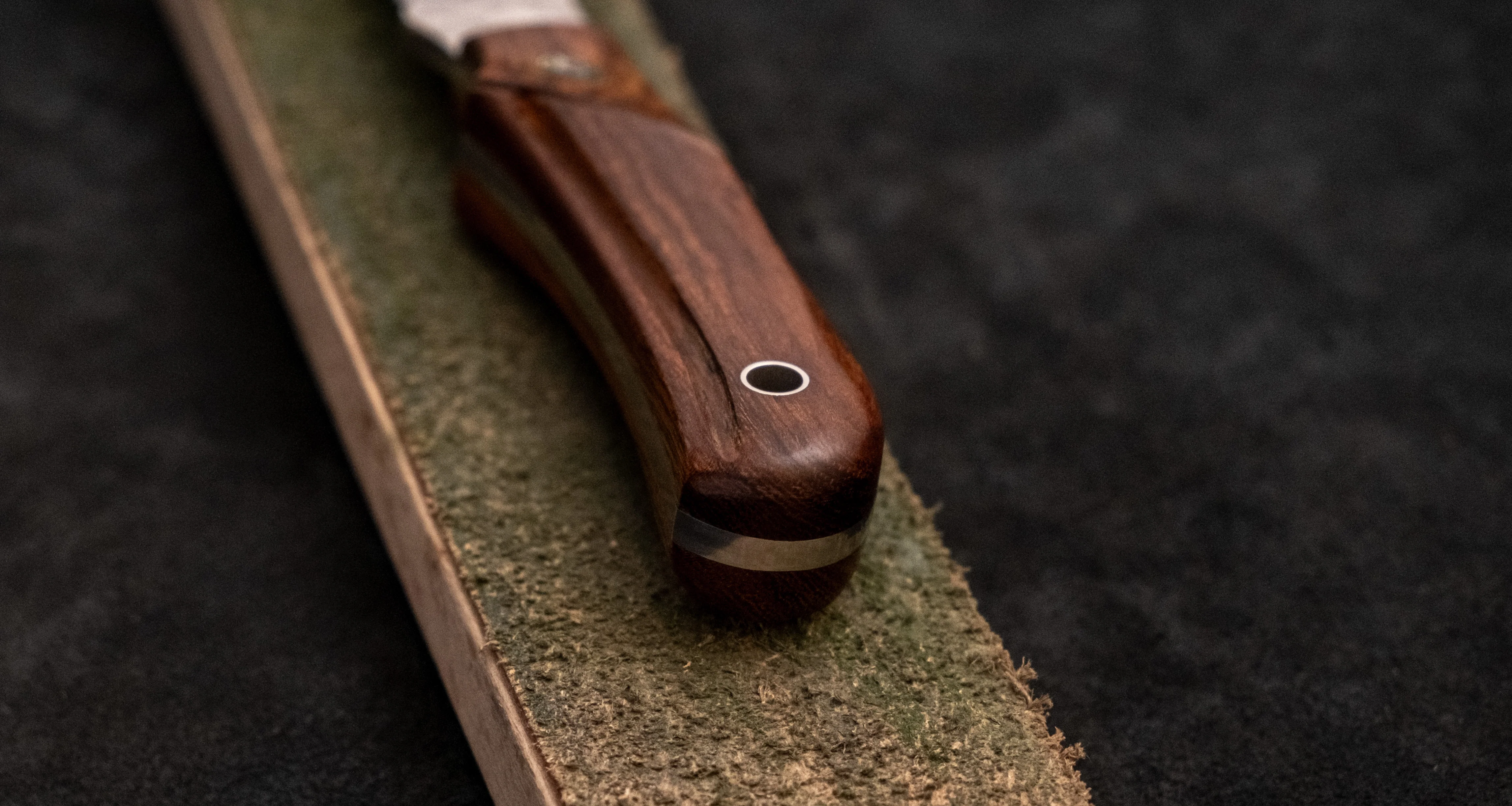 Mcusta Mike Irie Sport 300 Damascus VG-10 Core Ironwood Fixed Blade [MC-233DI] - Image 5