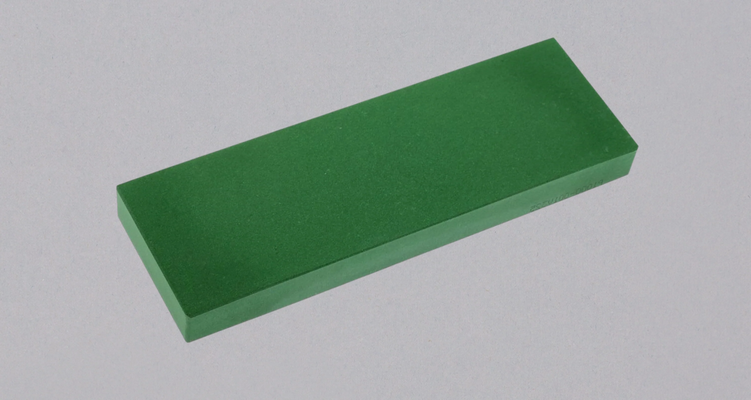 Naniwa Sharpening Stone - #1000 [Professional Stone series / P-310]