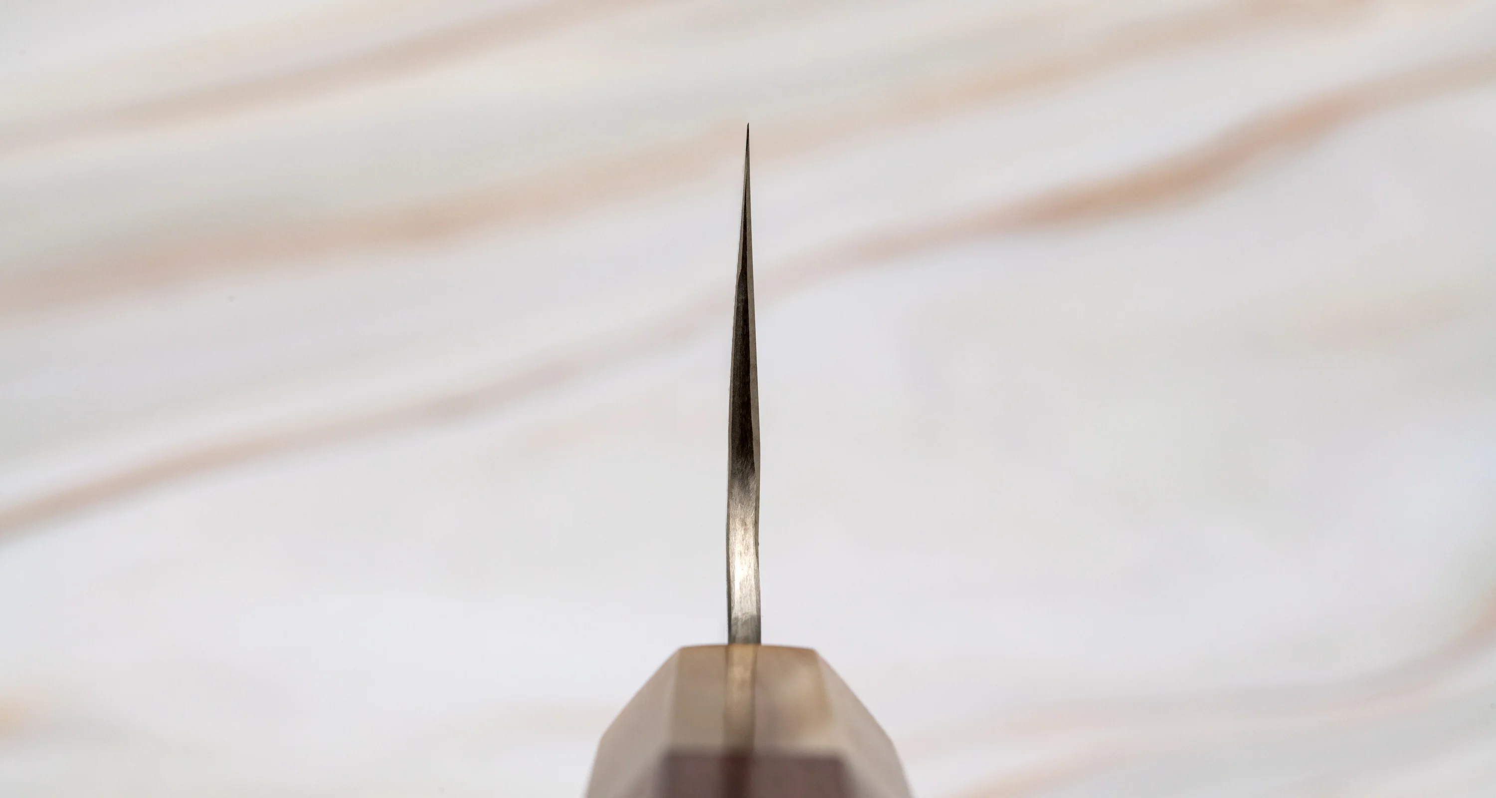 Nigara Gyuto STRIX Damascus Tsuchime Wa Rosewood 210mm (8.3") - Image 3