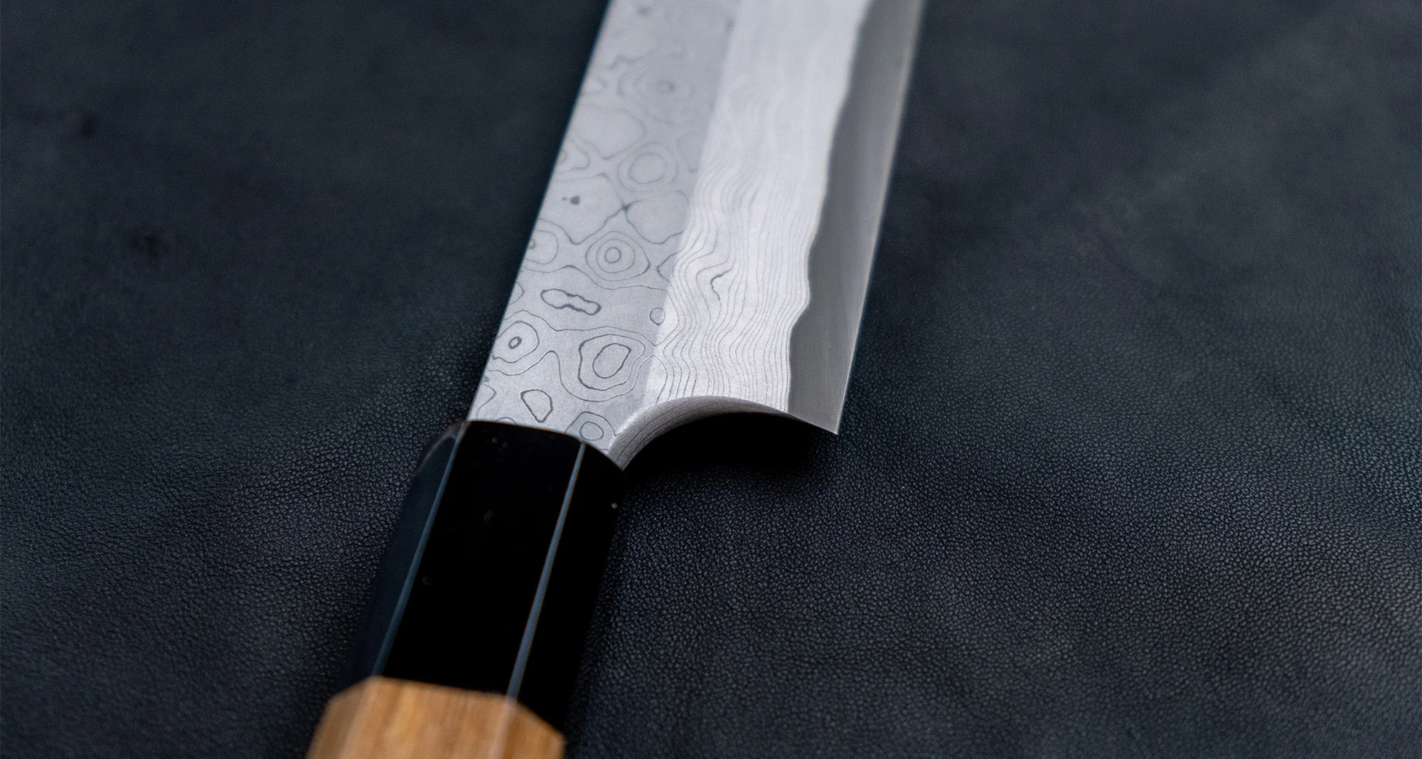 Nigara Kurozome Sakimaru Yanagiba Aogami #2 Damascus 270mm (10.6") - Image 7