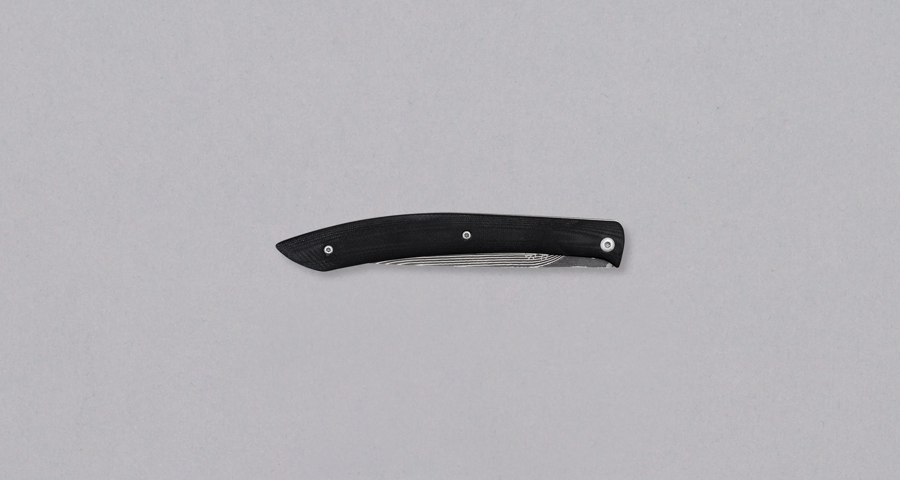Saji Folding Steak Knife SG2 Damascus 100mm (3.9") [Black Micarta] - Image 3