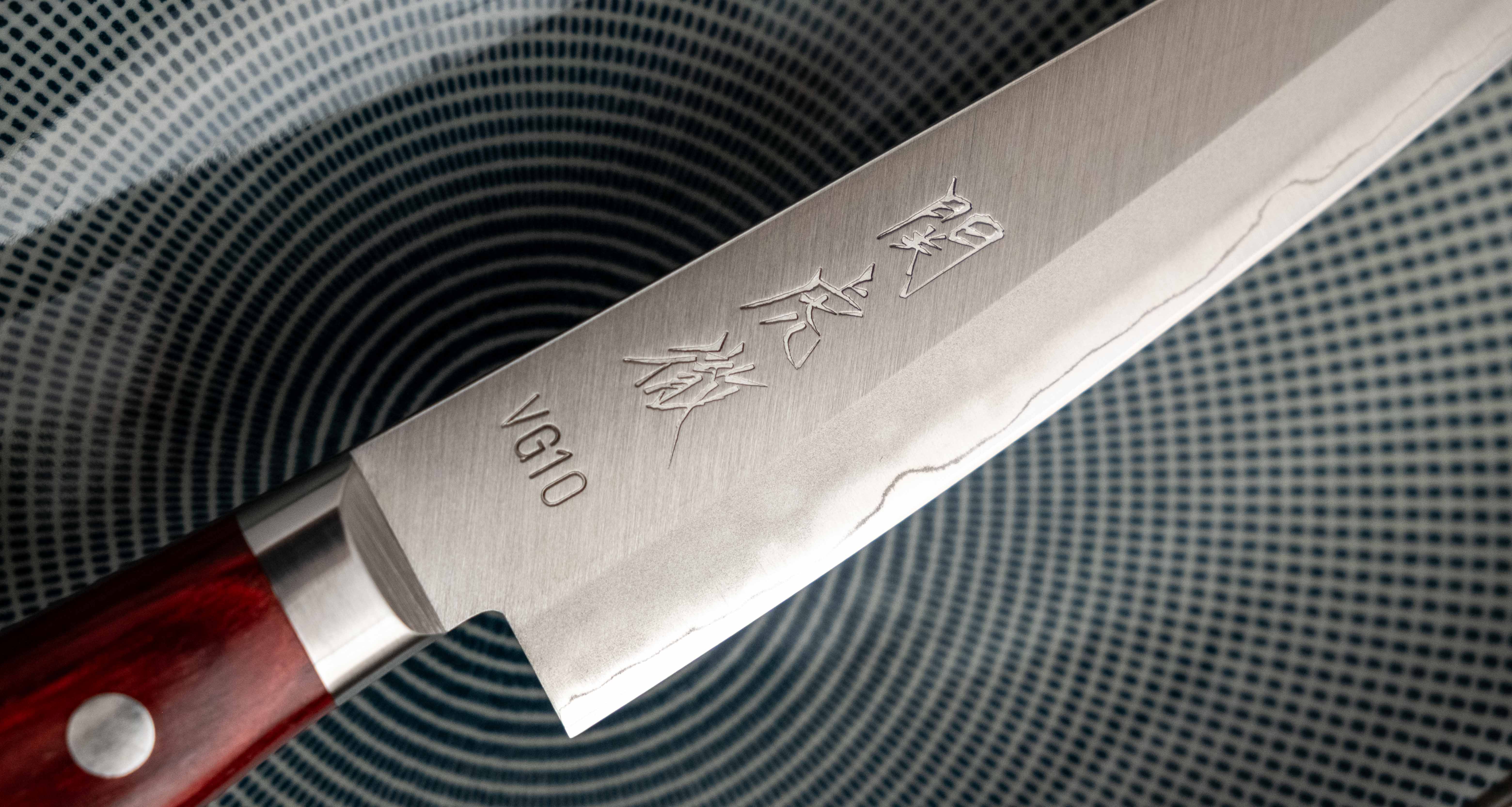 Seki Kotetsu Petty VG-10 Migaki 135mm (5.3") [red pakkawood] - Image 8