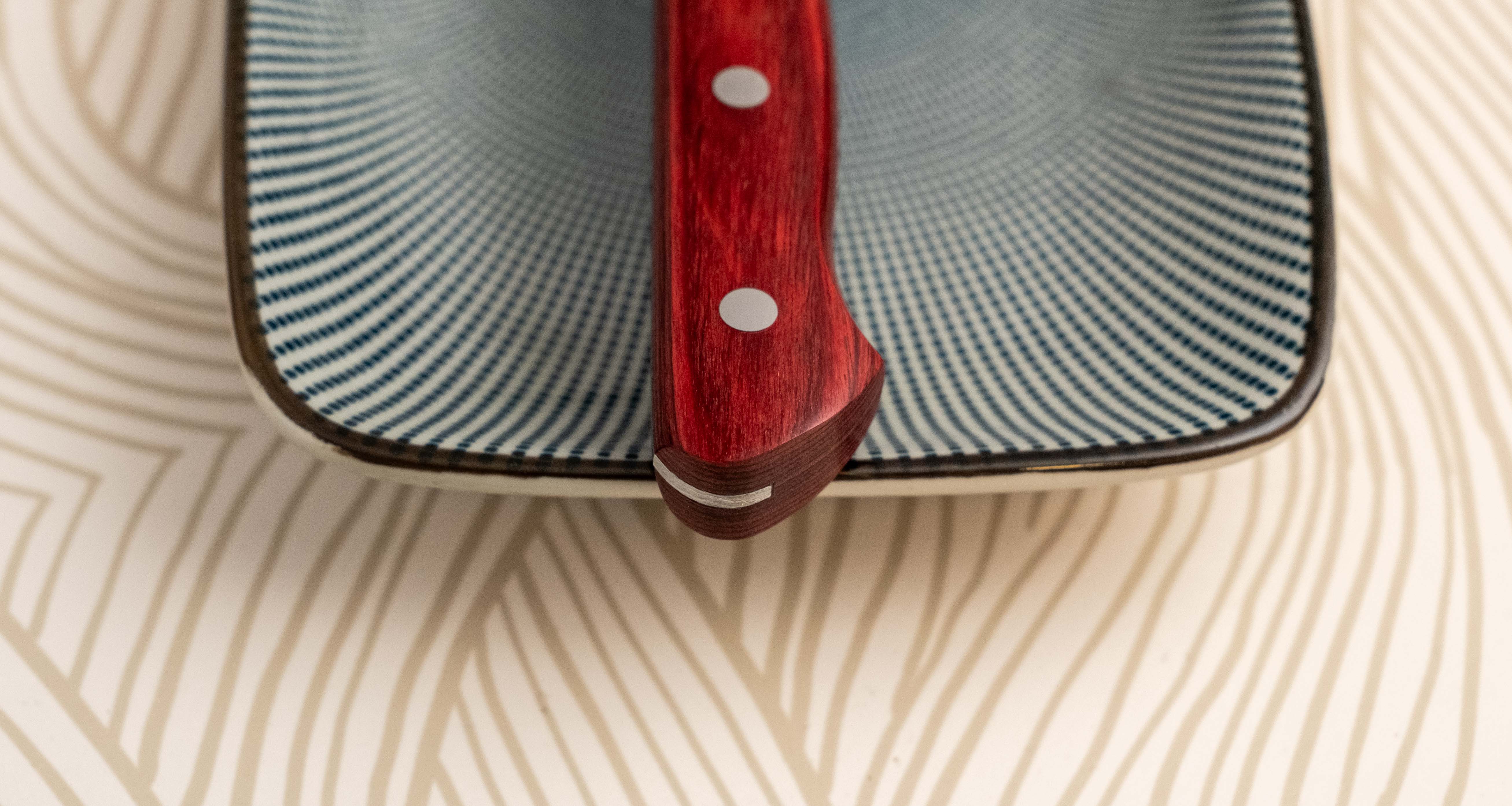 Seki Kotetsu Petty VG-10 Migaki 135mm (5.3") [red pakkawood] - Image 9