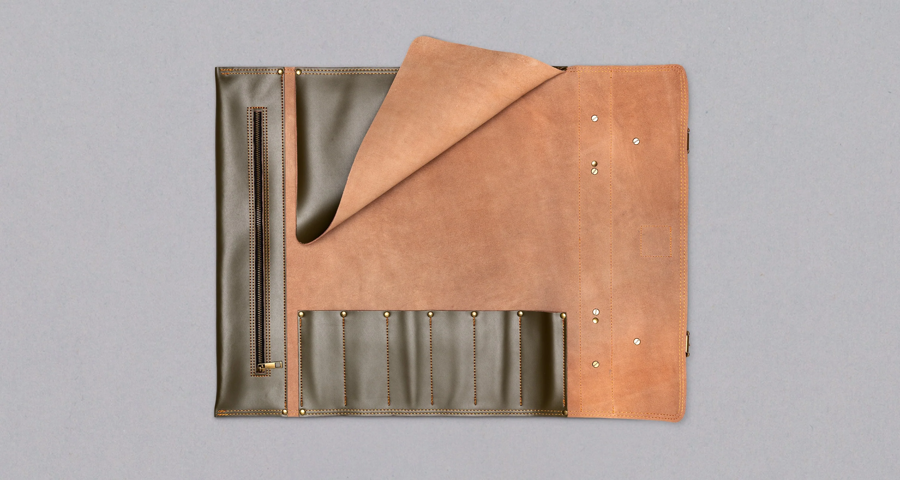 SharpEdge Chef's Leather Knife Roll [green] / holds 6 knives - Image 4