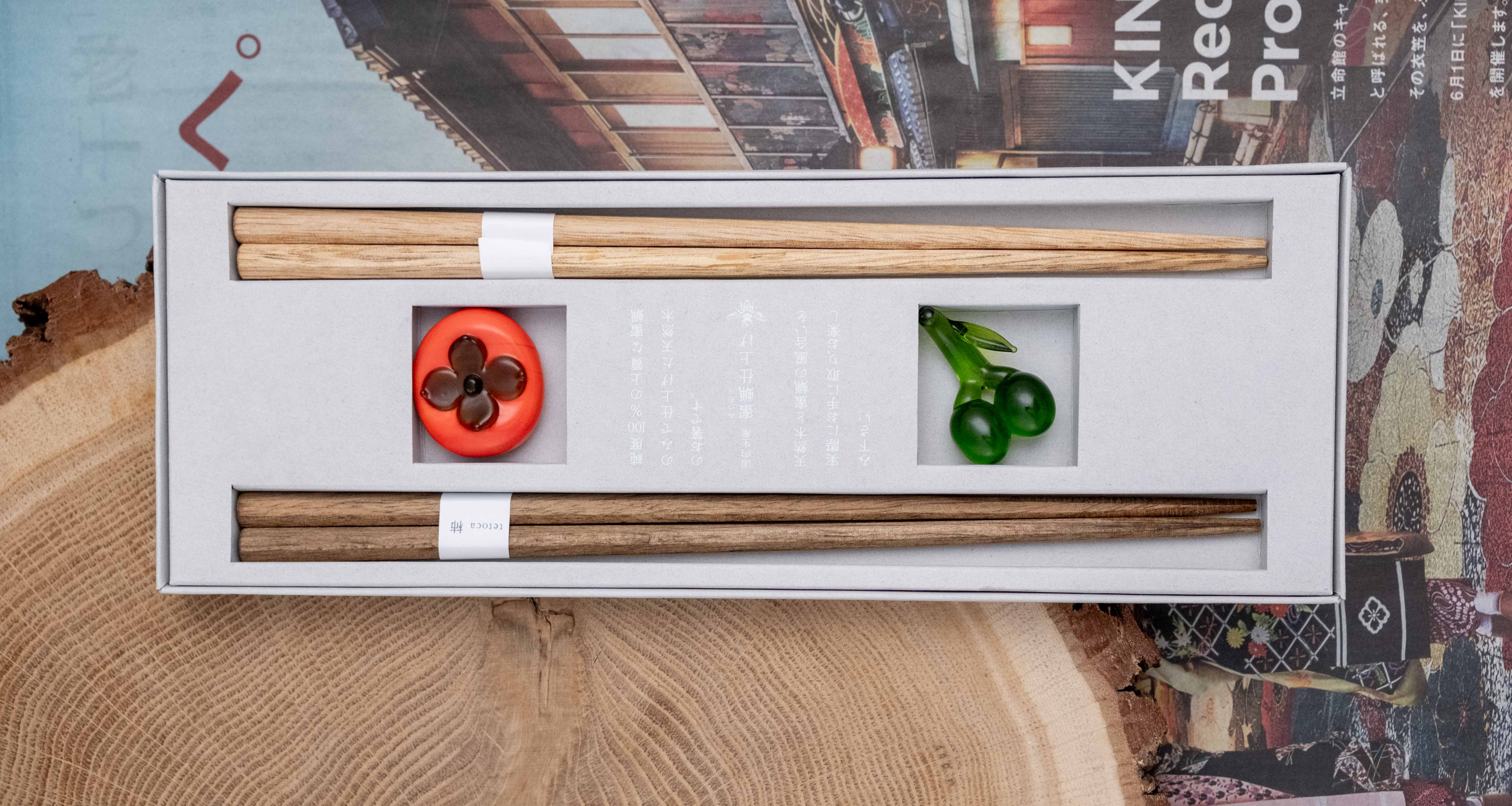 Tetoca Persimmon and Olive Wood Chopstick Gift Set - Image 3