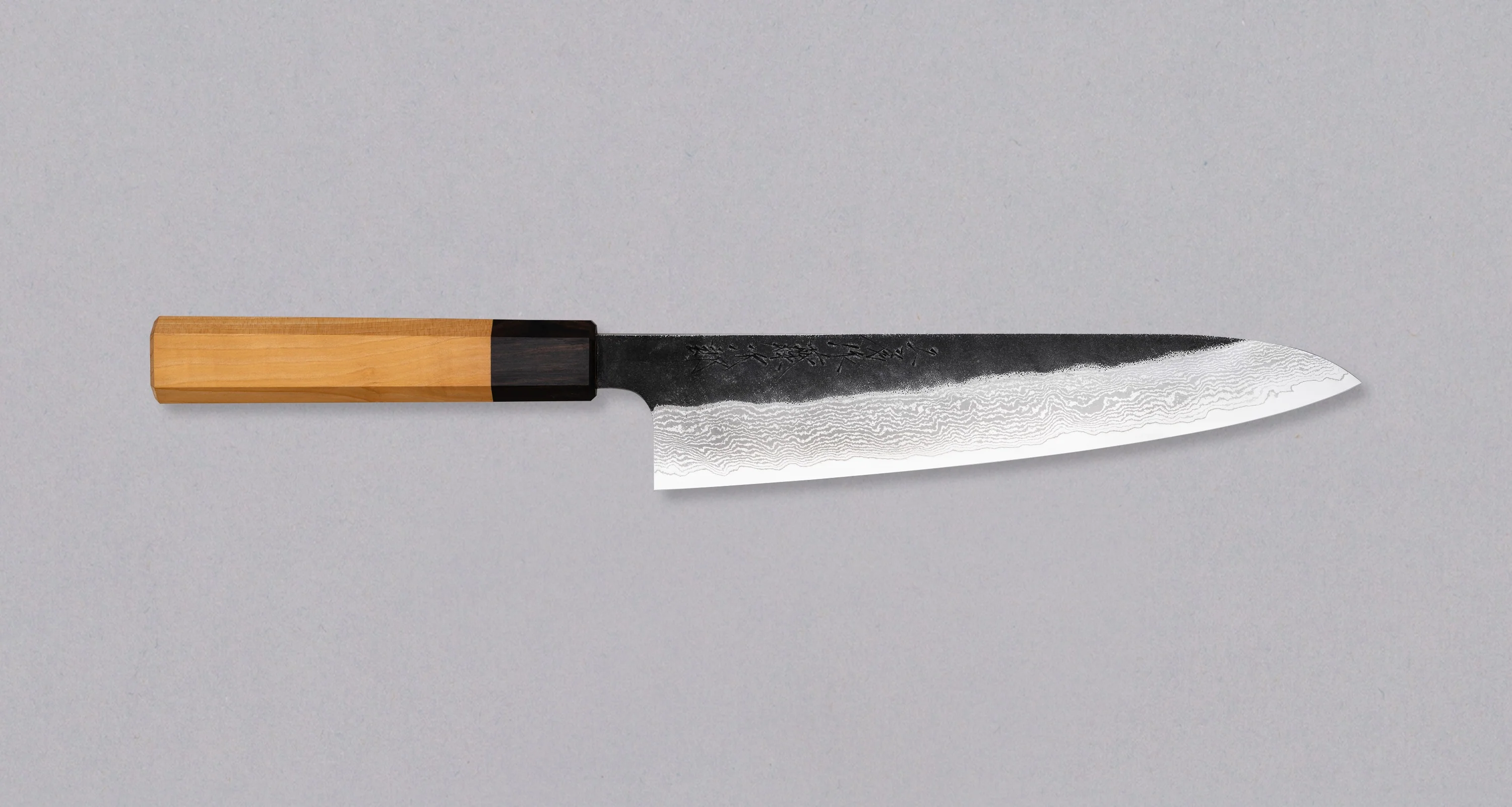 Tojiro Gyuto Atelier VG-10 Kuro-uchi Damascus 210mm (8.3")
