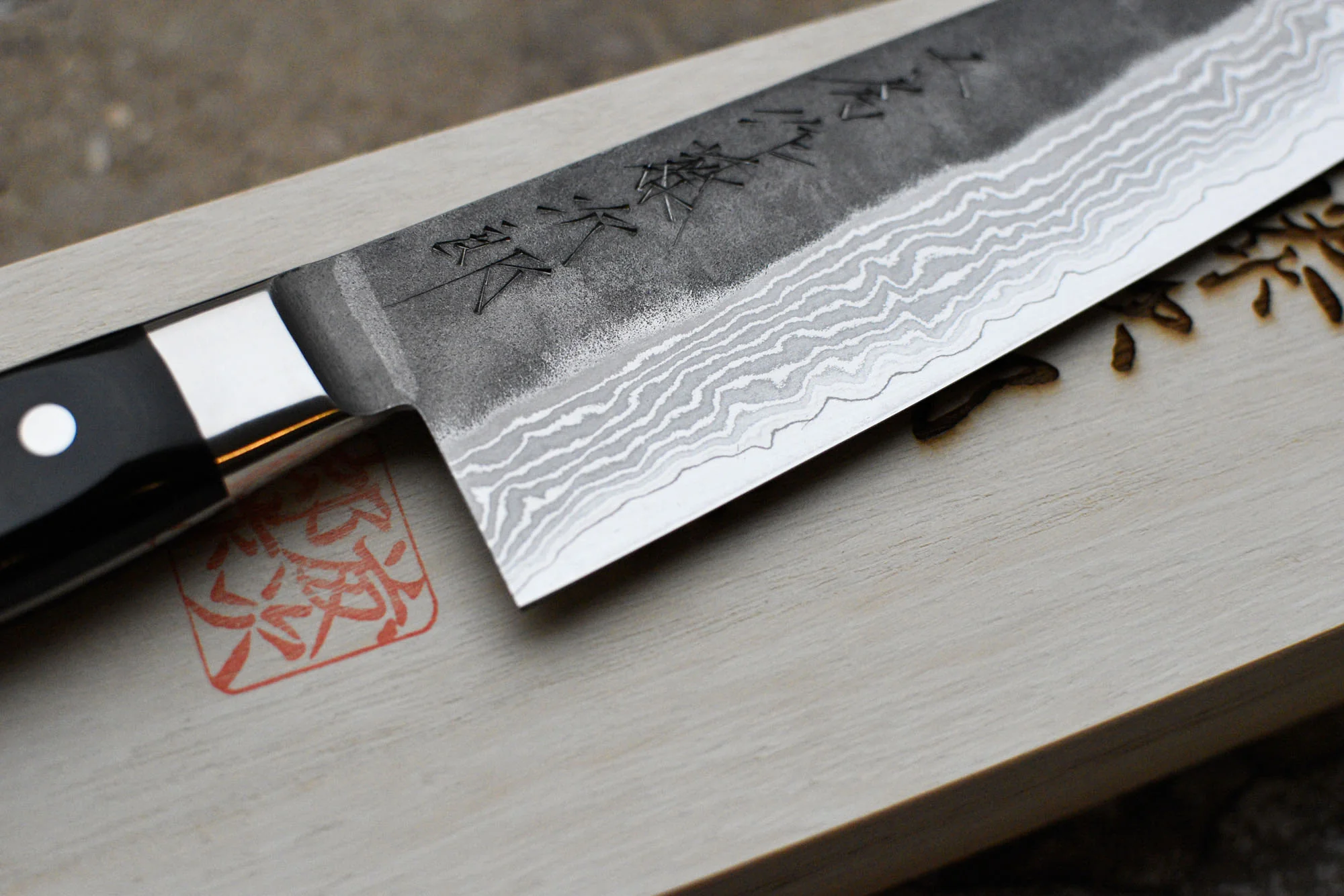 Tojiro Atelier Gyuto Kuro-uchi 210mm (8.3") - Image 2