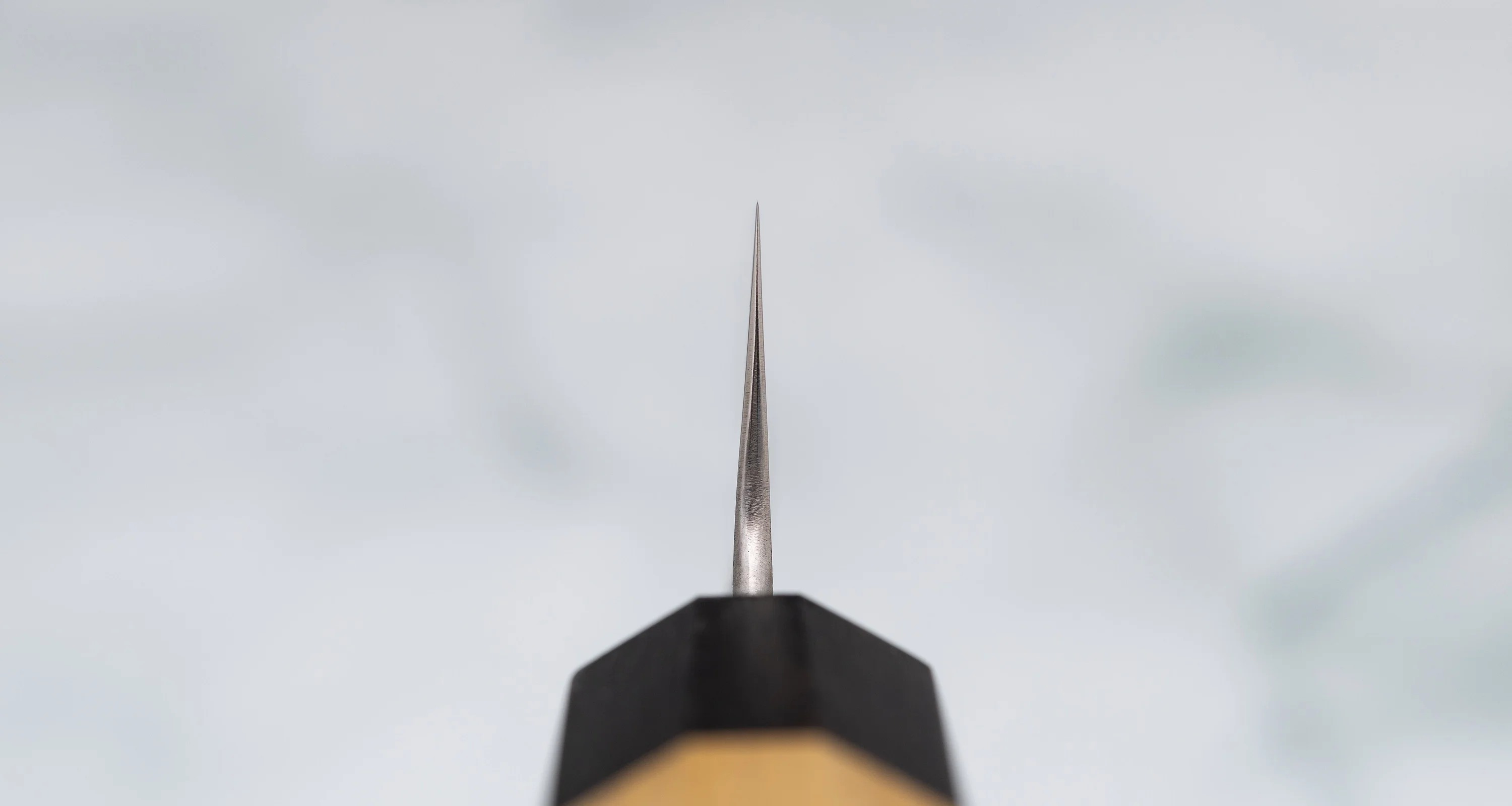 Tojiro Petty Atelier VG-10 Kuro-uchi Damascus 150mm (5.9") - Image 3