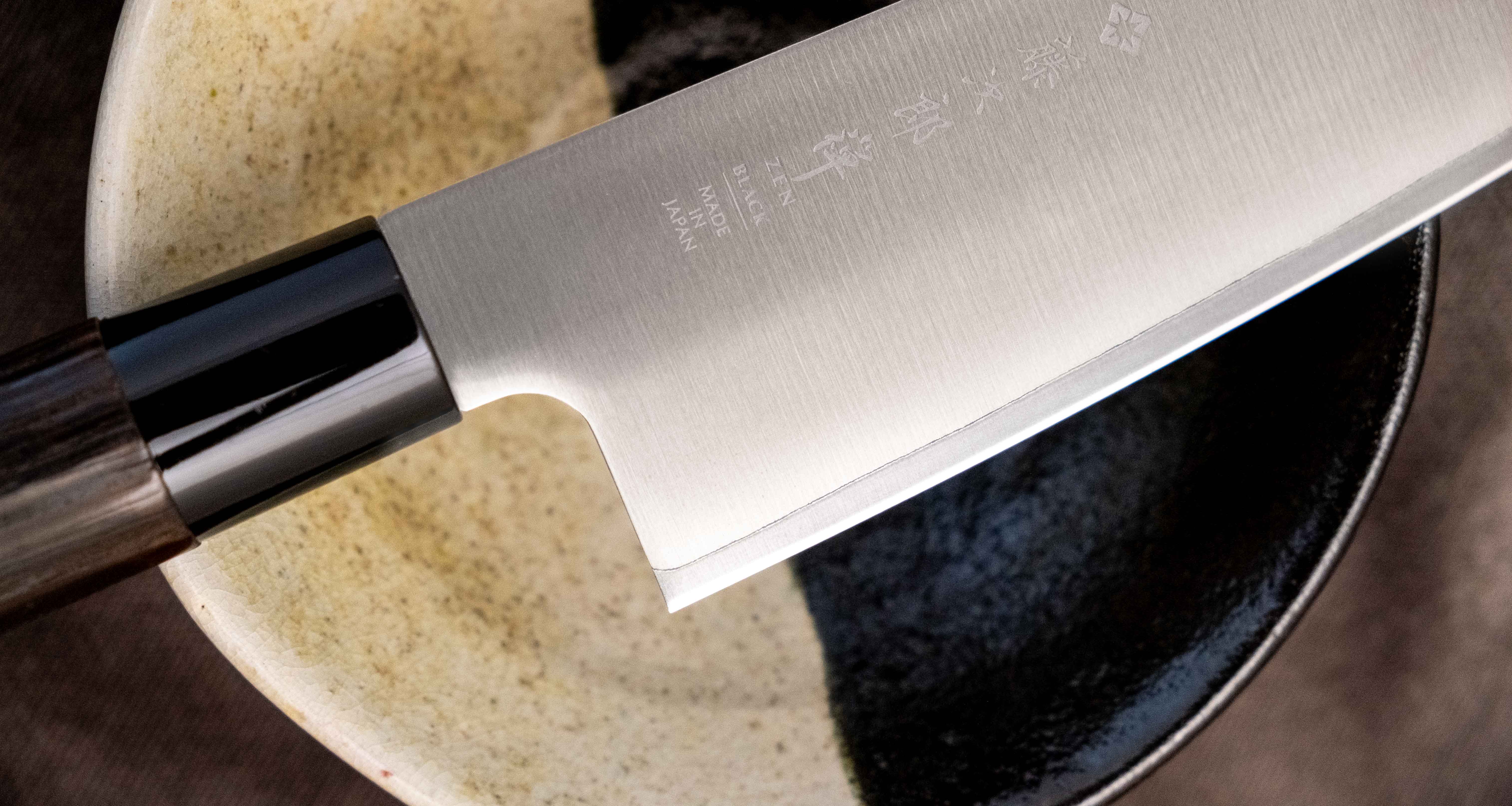TOJIRO Zen Black Santoku 165mm (6.5") - Image 4