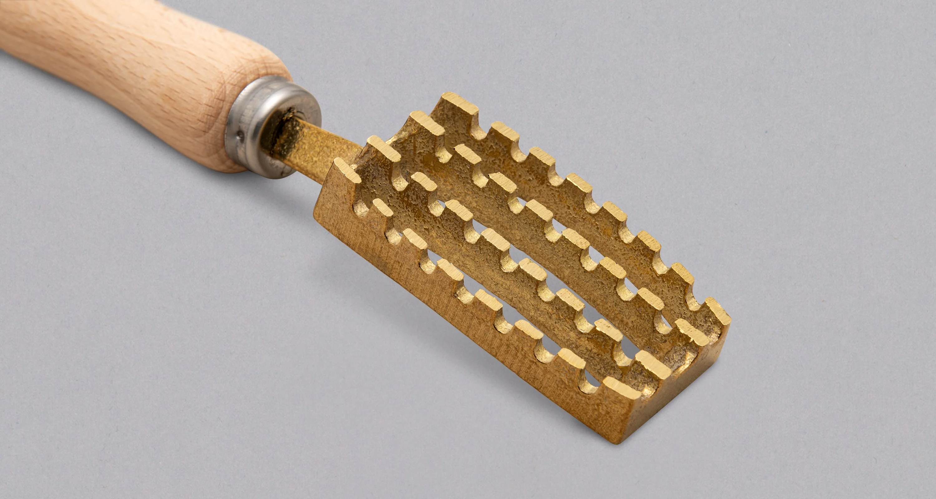 Tsunehisa Fish Scaler
