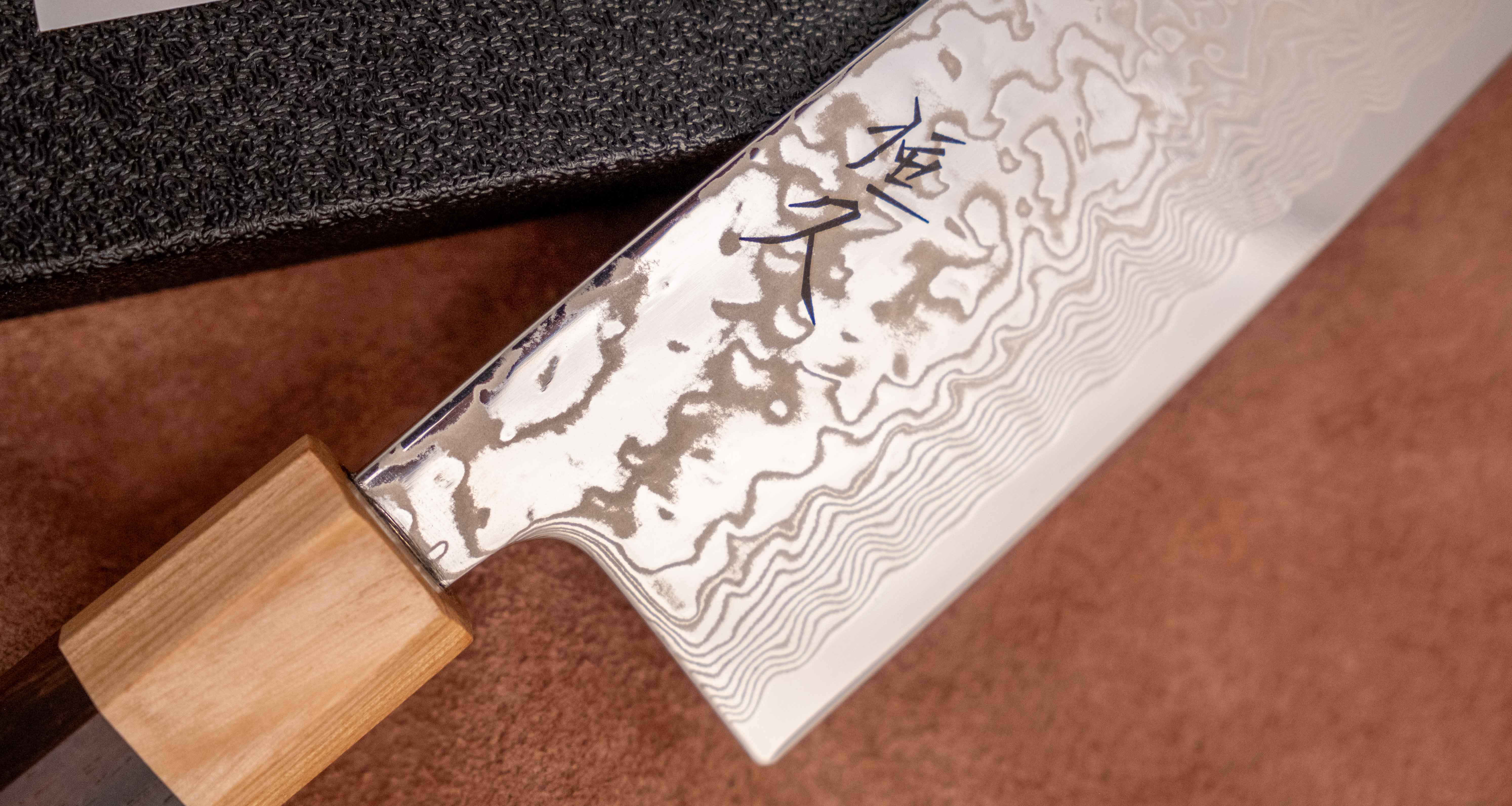 Tsunehisa Santoku SLD Damascus 165mm (6.5") [Rosewood-Cedar] - Image 5