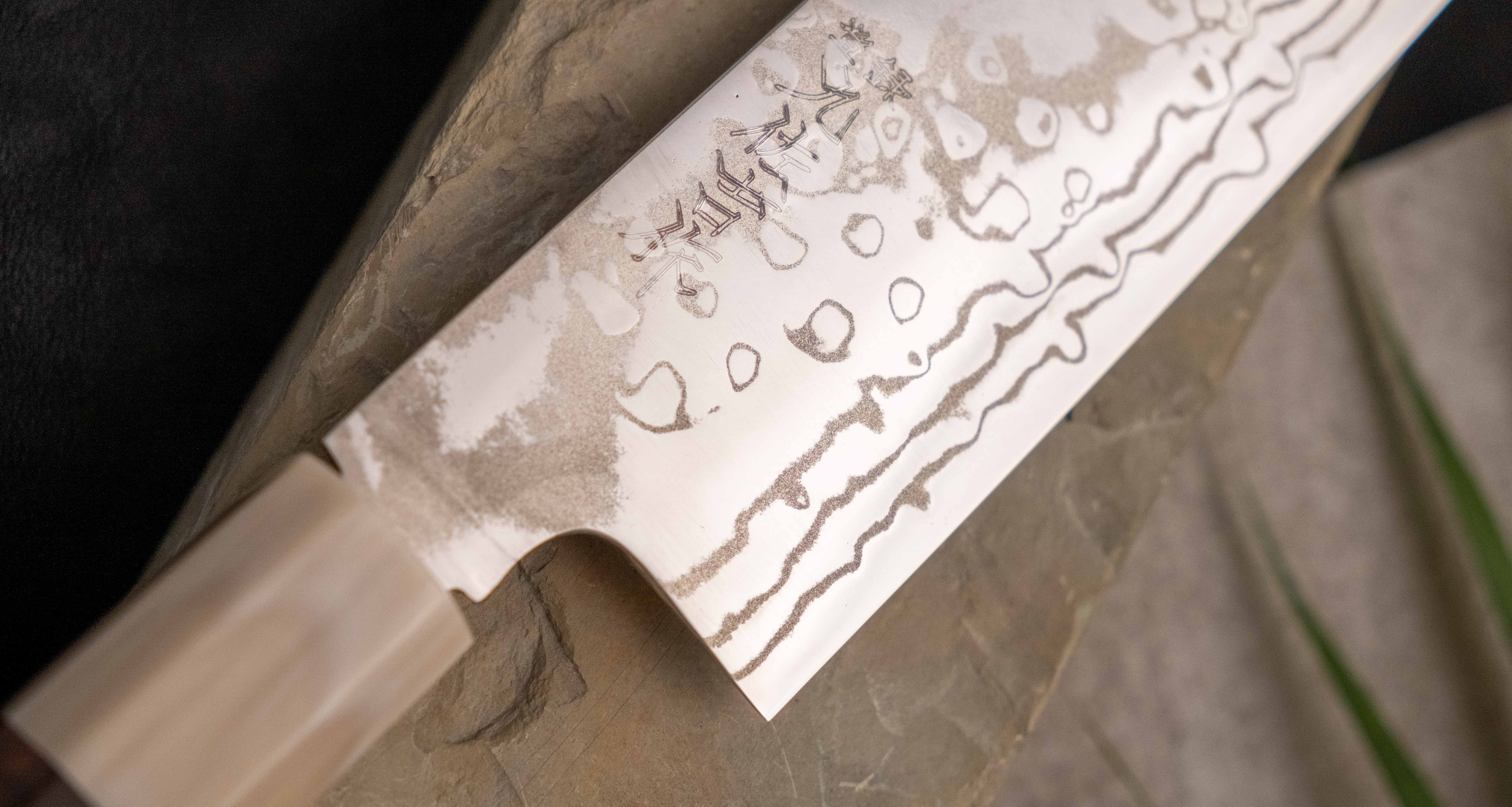 ZDP-189 Gyuto Damascus Snake Blond Buffalo 240mm (9.4") [limited] - Image 5